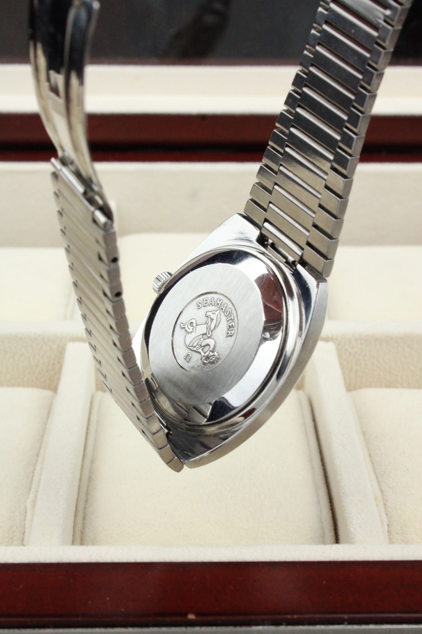 Omega Seamaster Automatic Day Date 166.0213 Gradient TV Dial