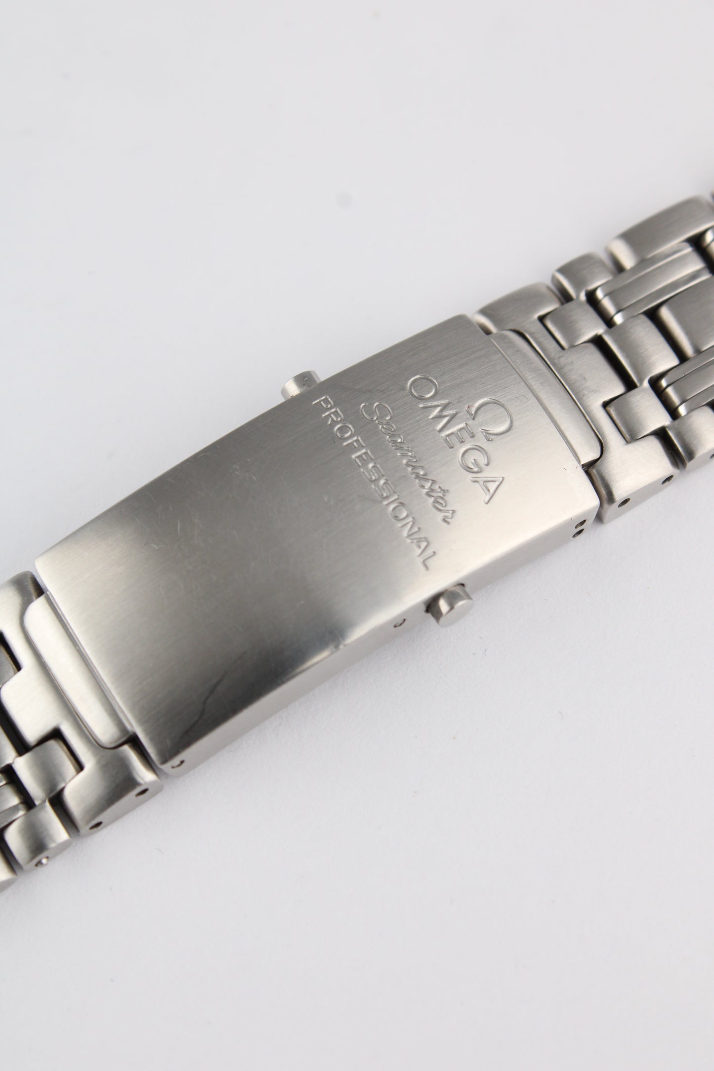 Omega Seamaster 300m Marui Edition 2552.61 (1 of 1000)