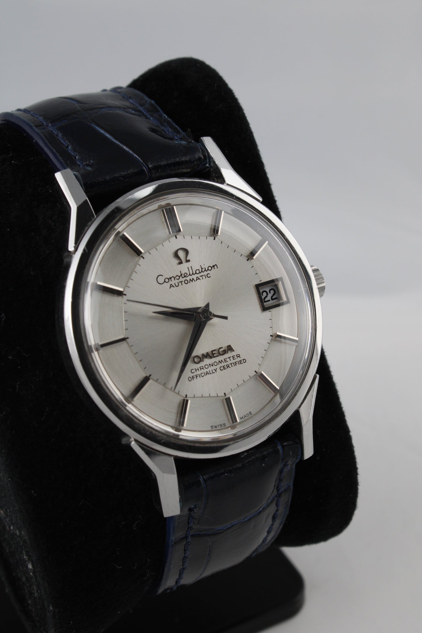 Omega ‘Pie Pan’ Constellation 168.0065 - Dog Leg Lugs