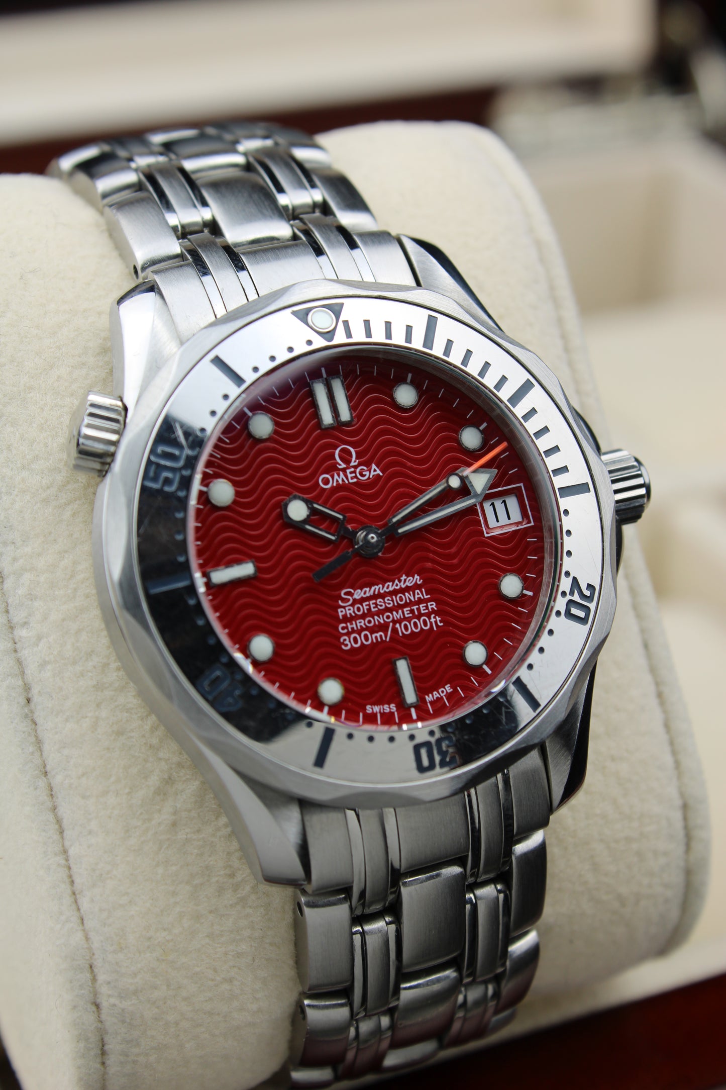 Omega Seamaster 300m Marui Edition 2552.61 (1 of 1000)