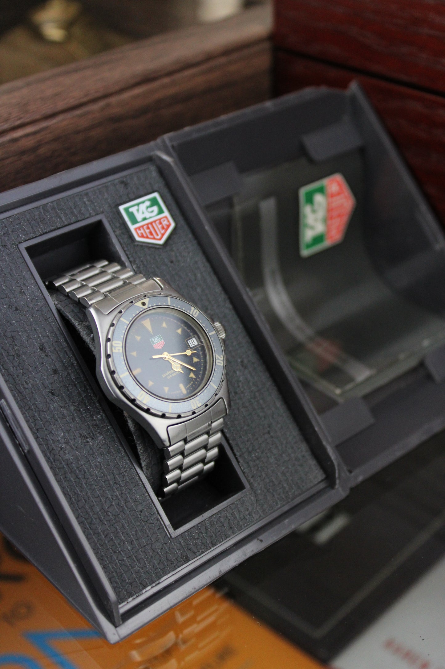 TAG Heuer 2000 Series Moondust 972.613