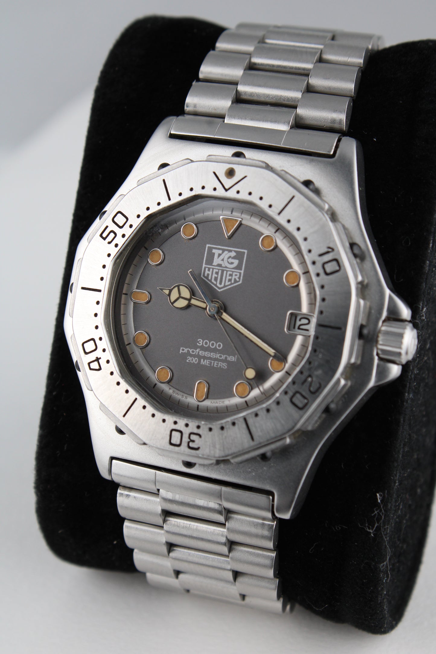 TAG Heuer 3000 Series 932.206 - Full Size