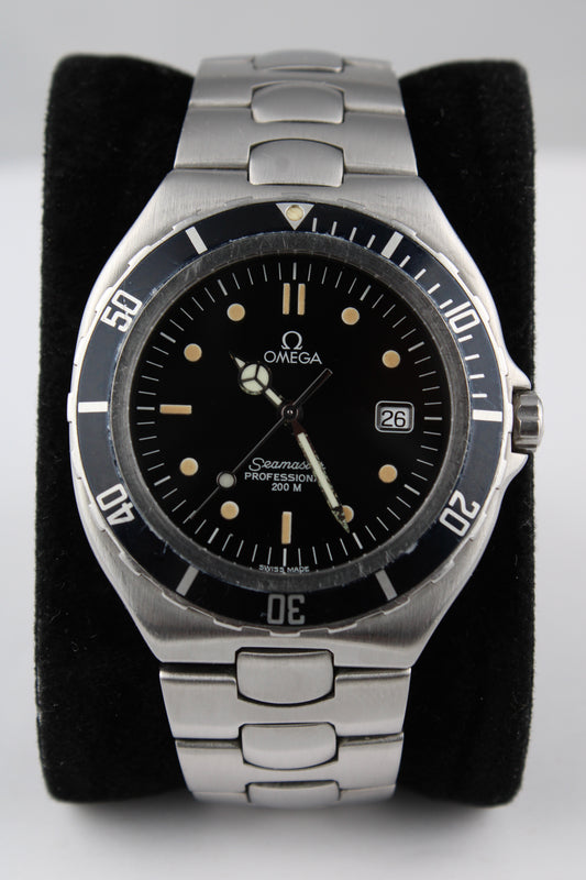 Omega ‘Jumbo Pre Bond’ Seamaster 200m - 396.1041 - Rare Mercedes Hand