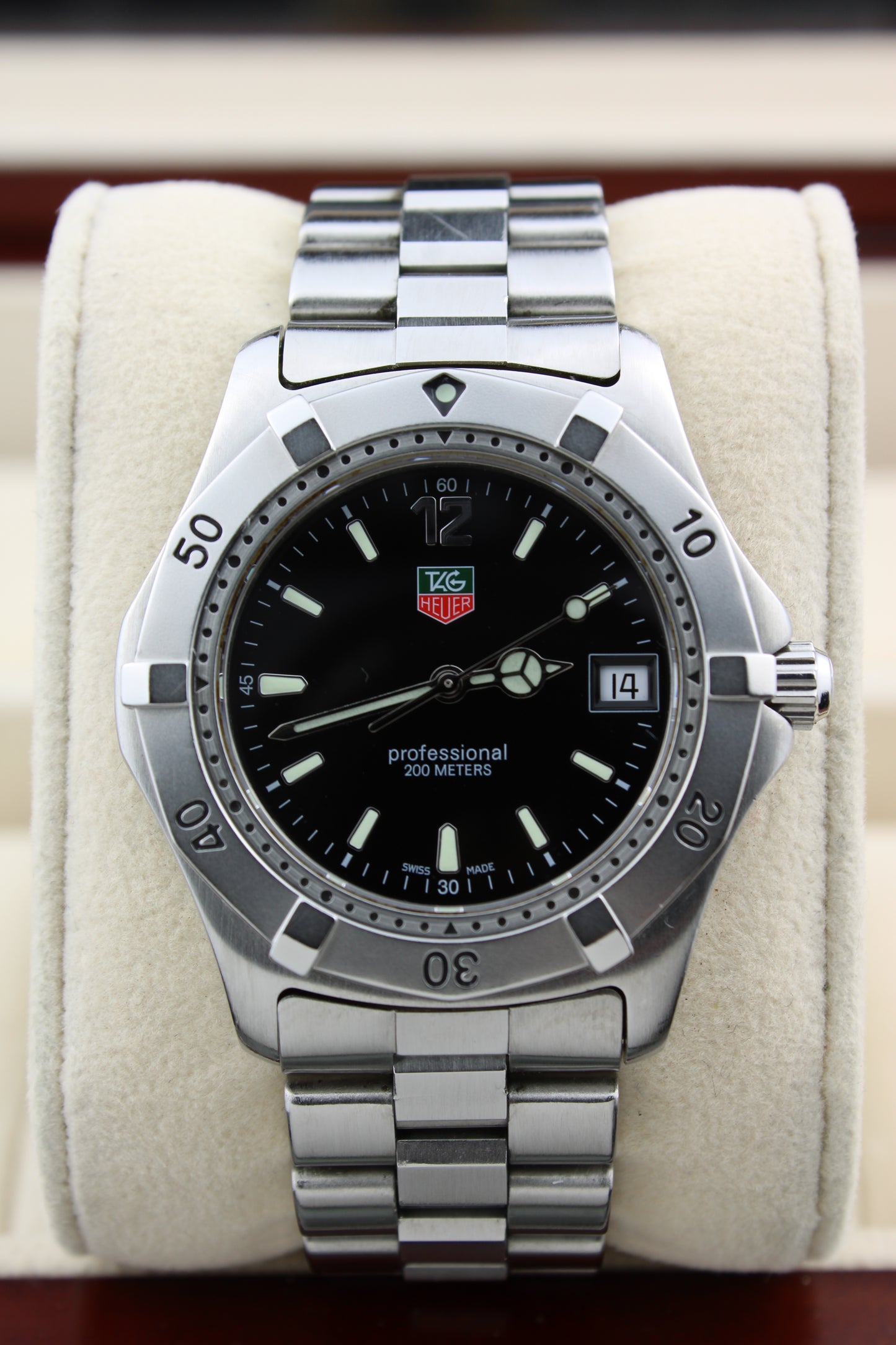 TAG Heuer 2000 Series WK1110-1