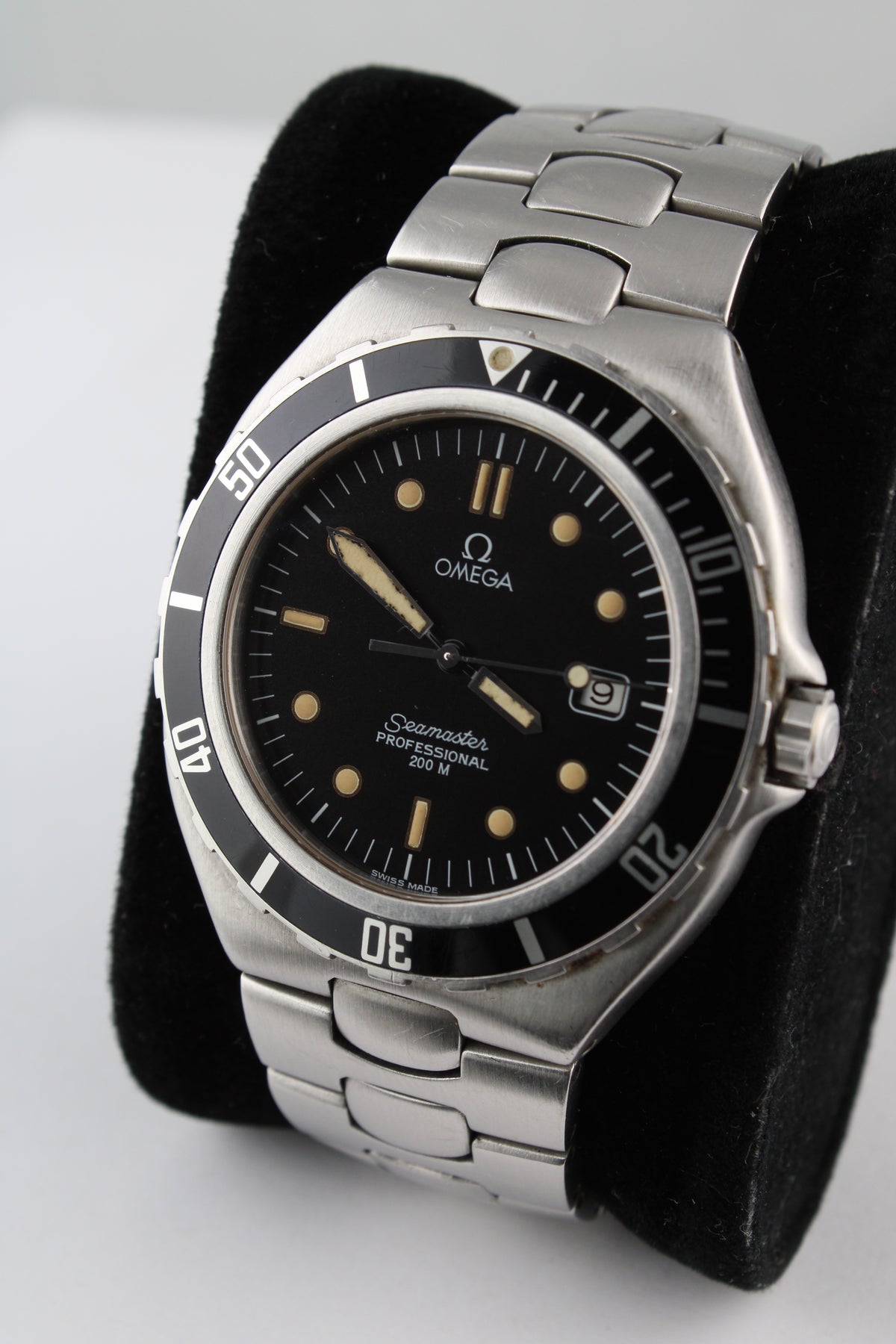Omega ‘Jumbo Pre Bond’ Seamaster 200m 396.1051