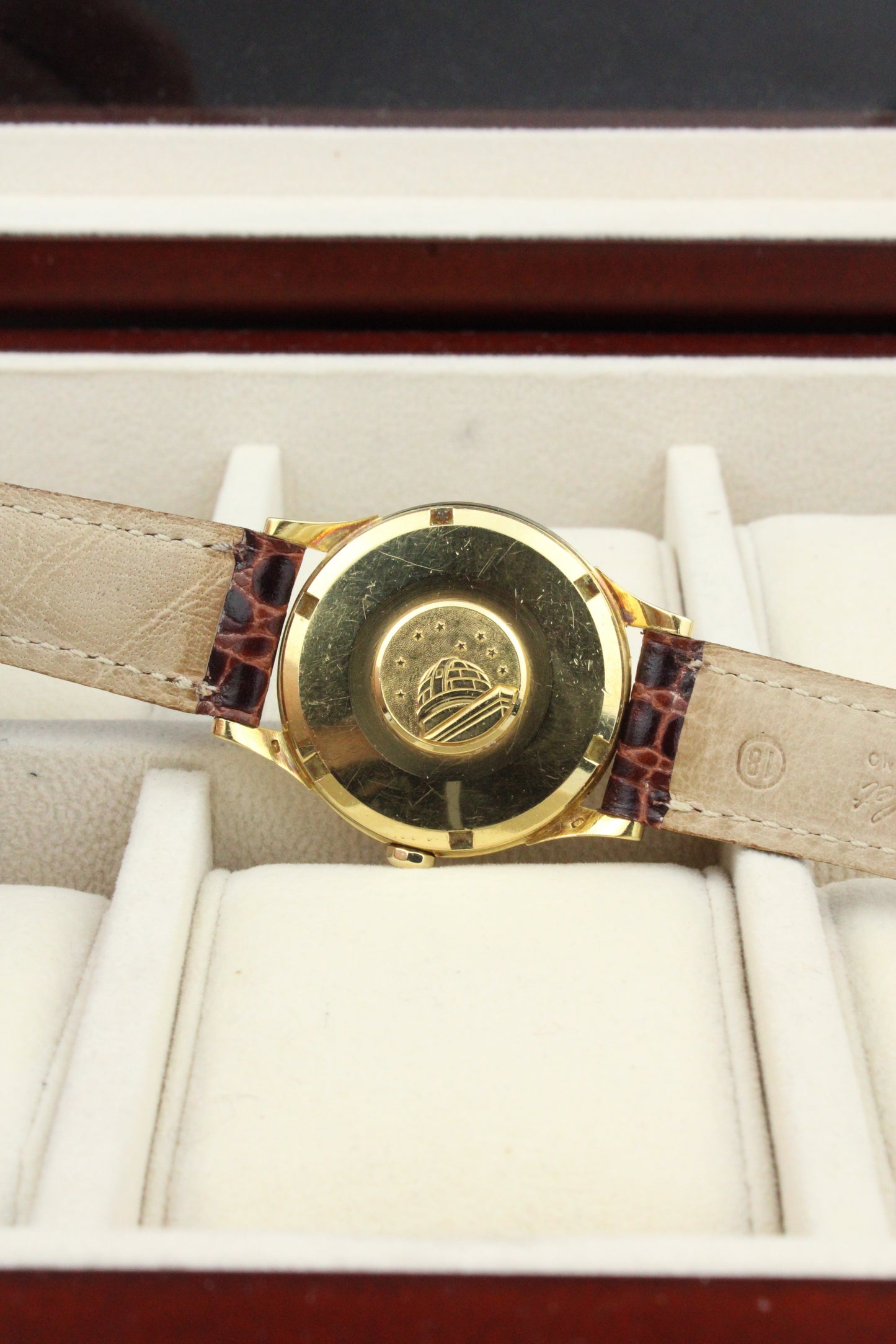 Omega ‘Pie Pan’ Constellation 14393/4 SC 61 18K Solid Gold