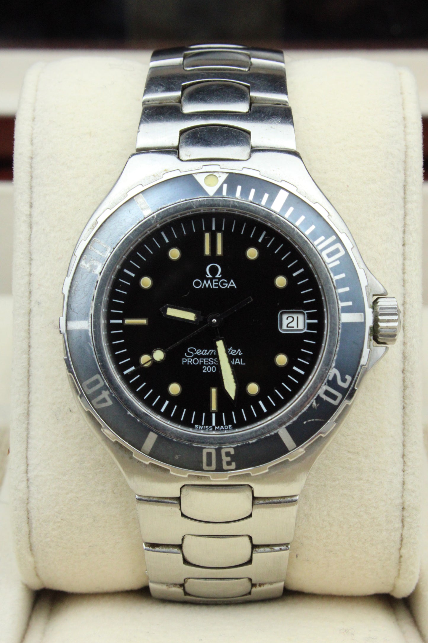 Omega ‘Pre Bond’ Seamaster Ghost Bezel 396.1052