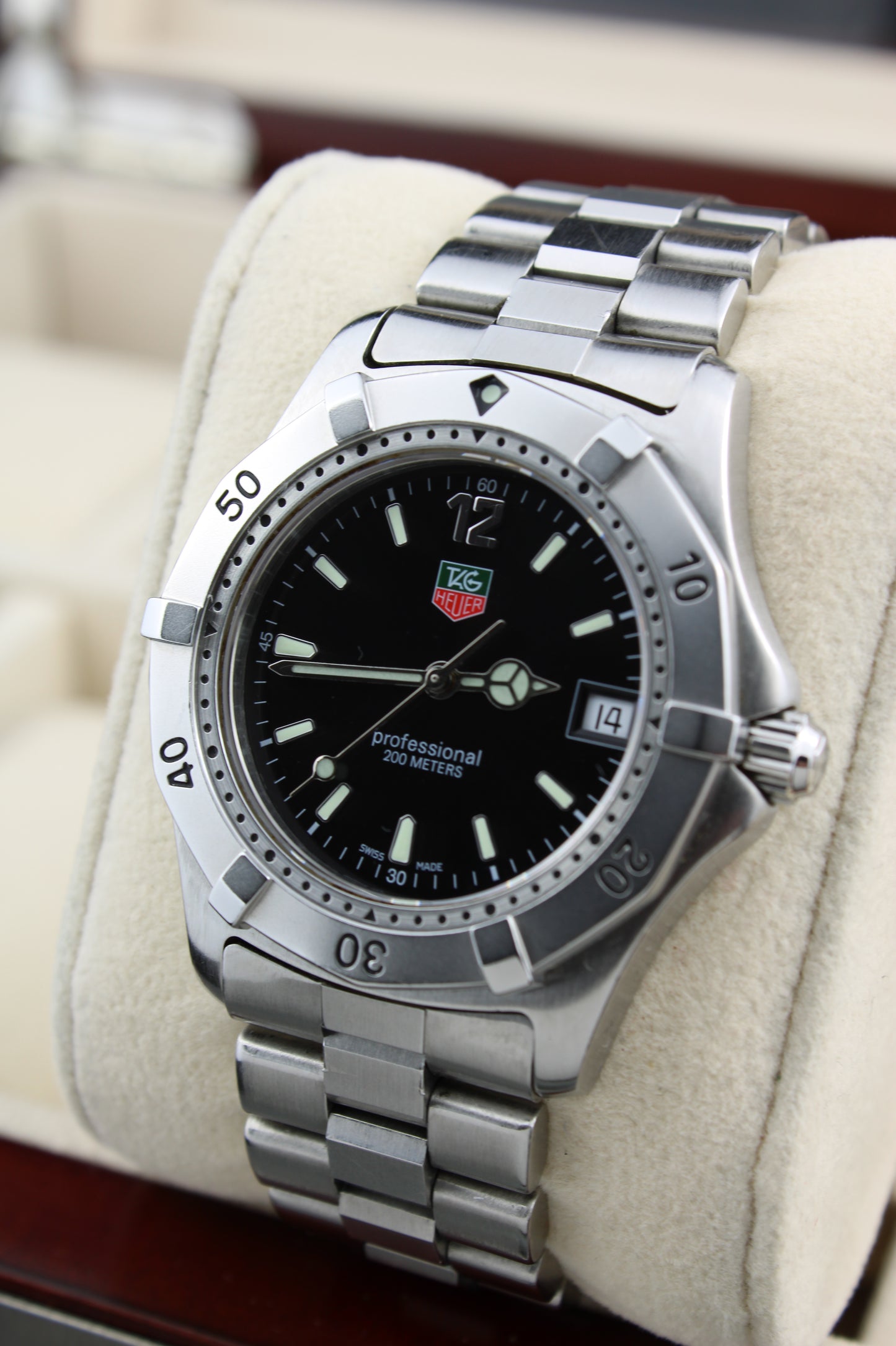 TAG Heuer 2000 Series WK1110-1
