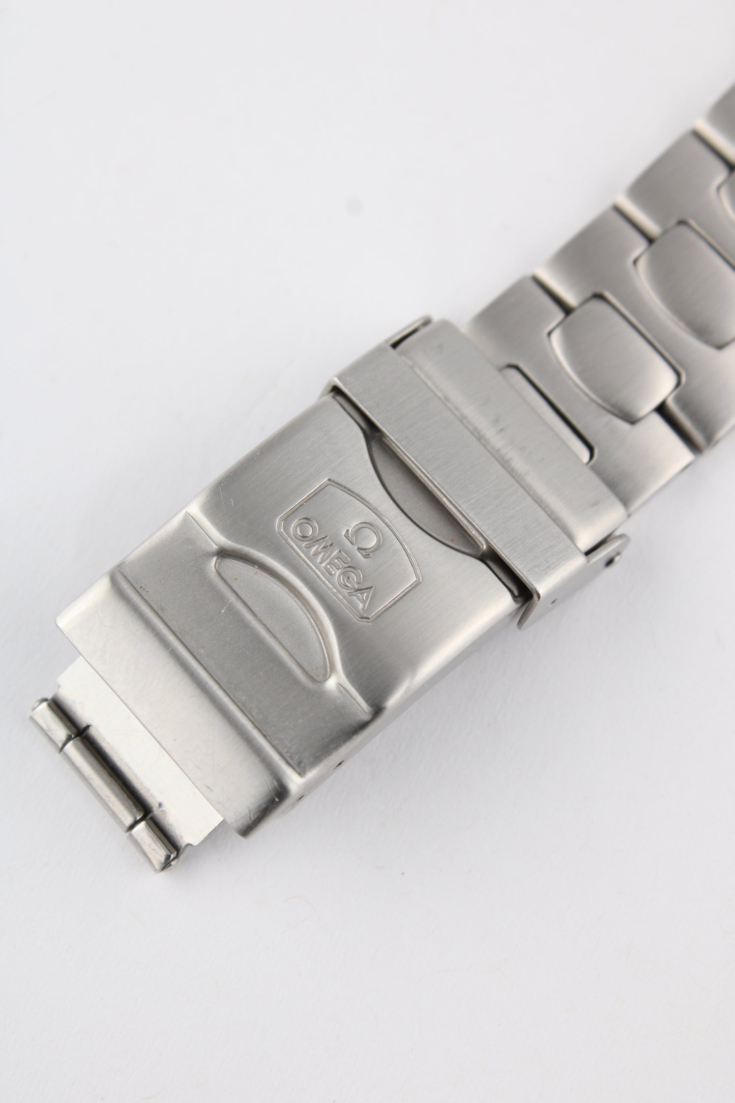 Omega ‘Jumbo Pre Bond’ Seamaster 200m - 396.1041 - Rare Mercedes Hand