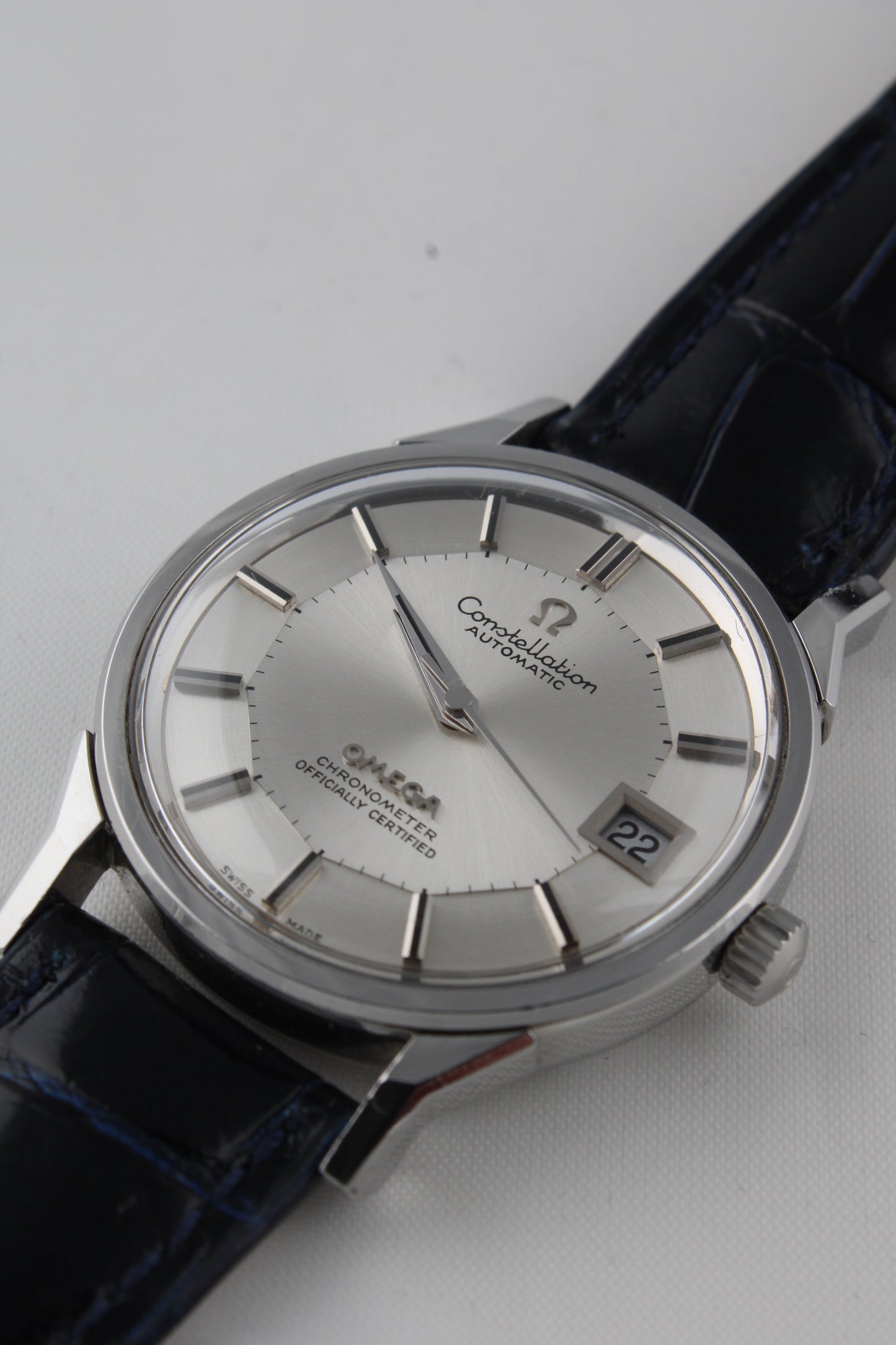 Omega ‘Pie Pan’ Constellation 168.0065 - Dog Leg Lugs