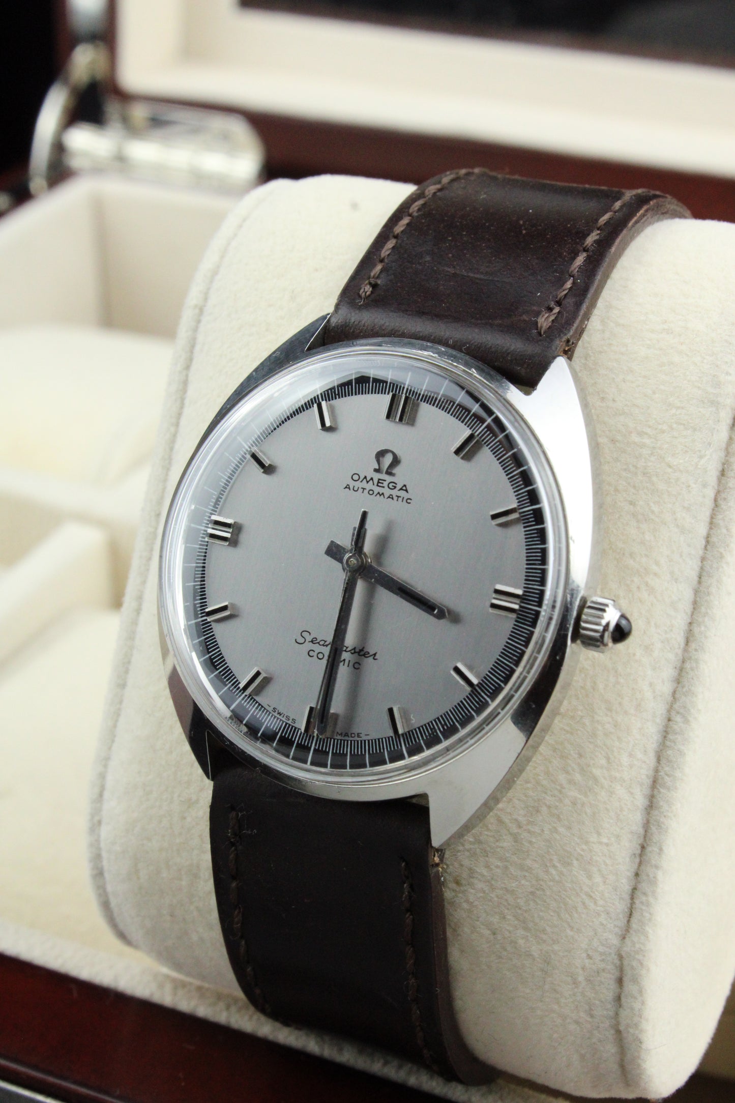 Omega Automatic Seamaster Cosmic 165.026