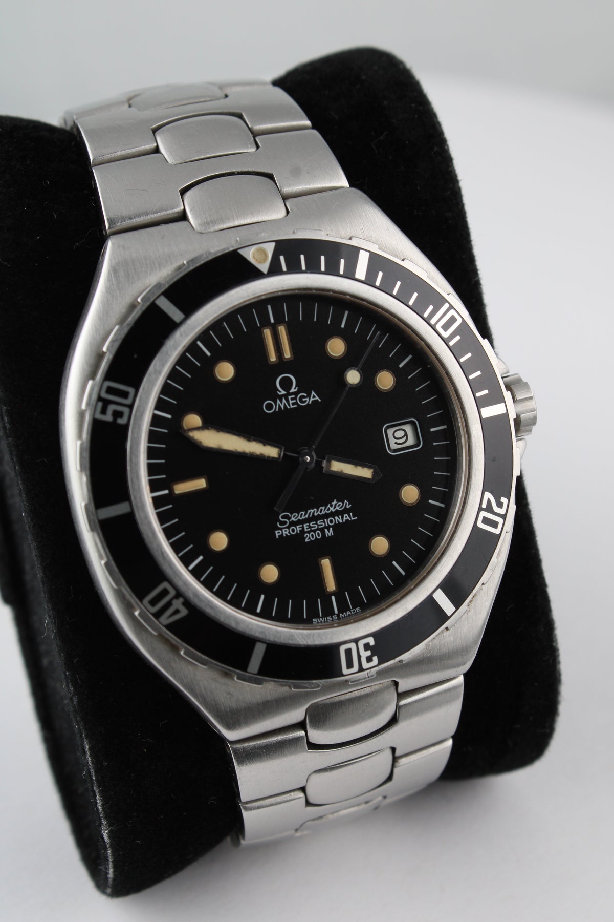 Omega ‘Jumbo Pre Bond’ Seamaster 200m 396.1051