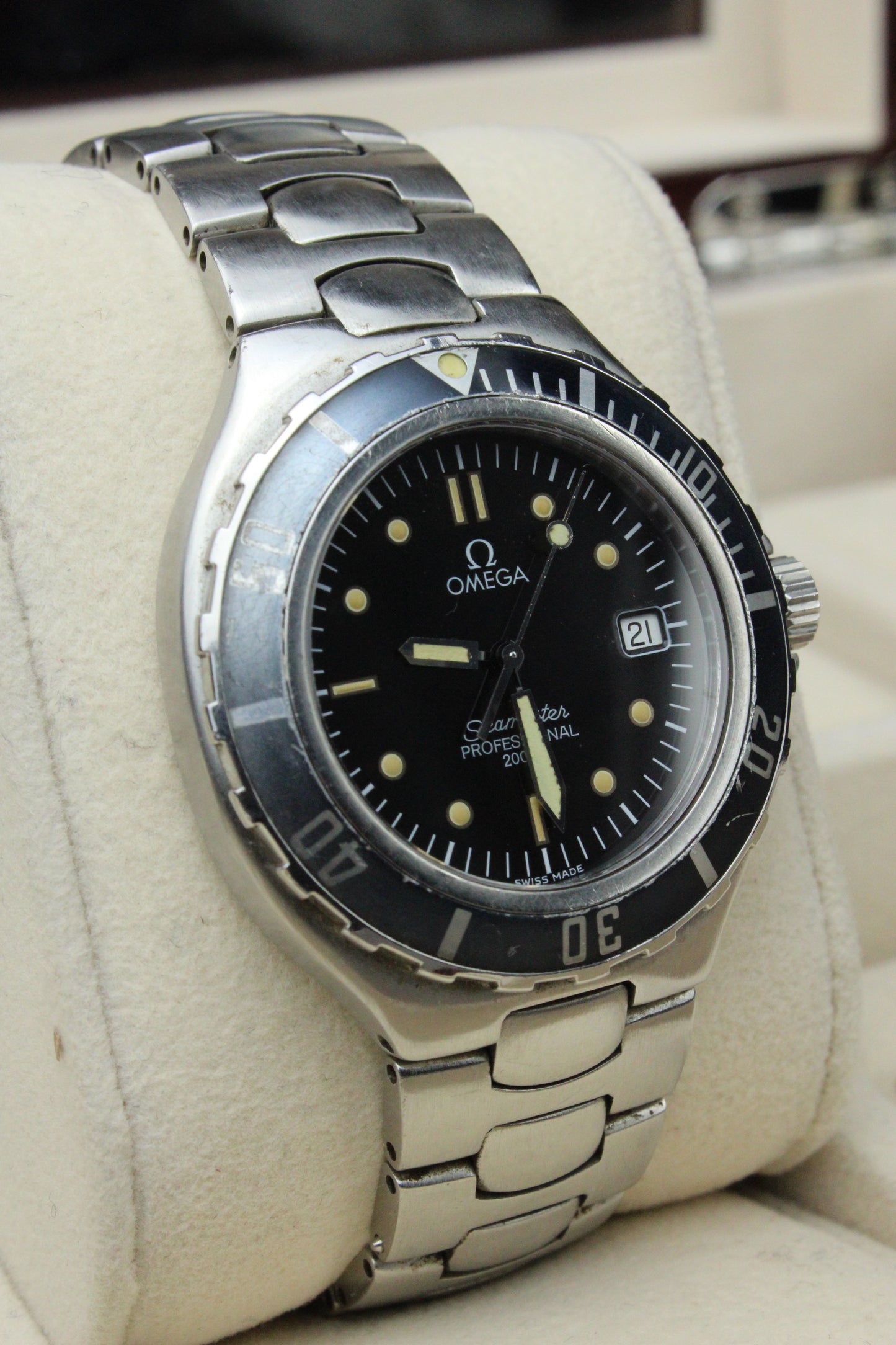 Omega ‘Pre Bond’ Seamaster Ghost Bezel 396.1052