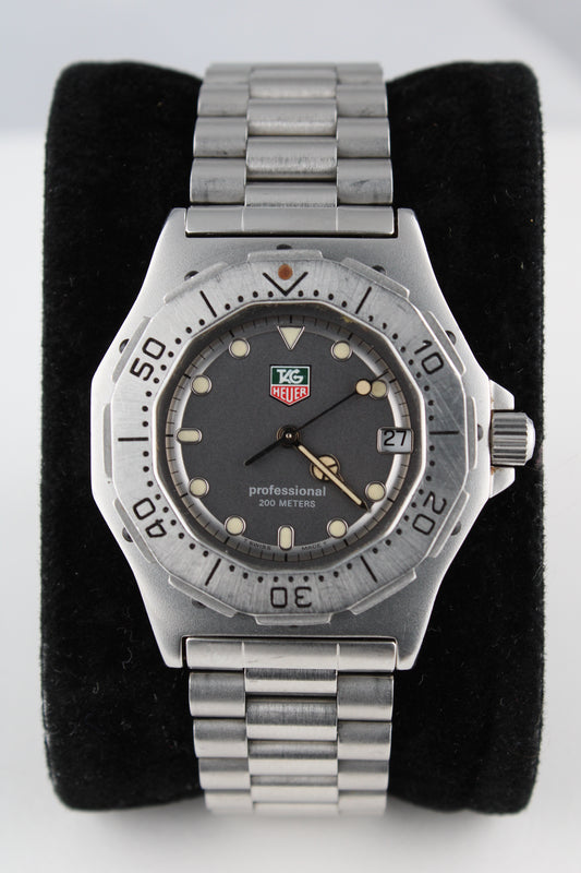 TAG Heuer 3000 Series 932.213 - Midsize