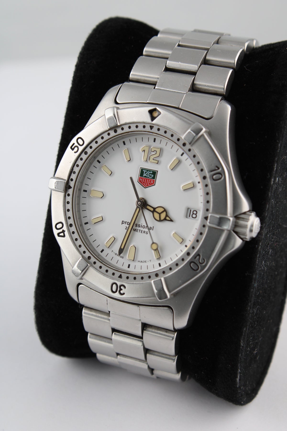 TAG Heuer 2000 Series WK1111