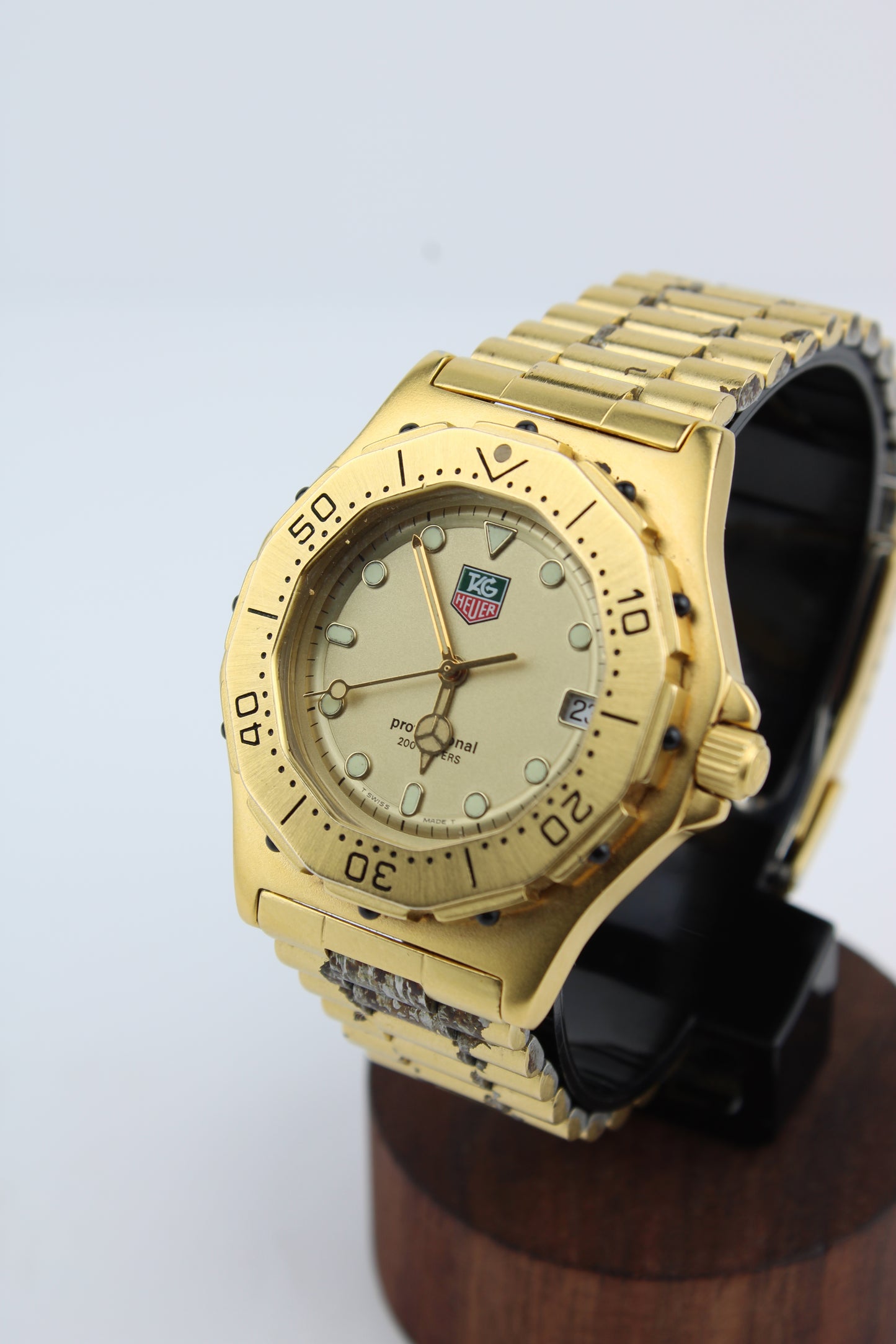 TAG Heuer 3000 Series Full size 934.406