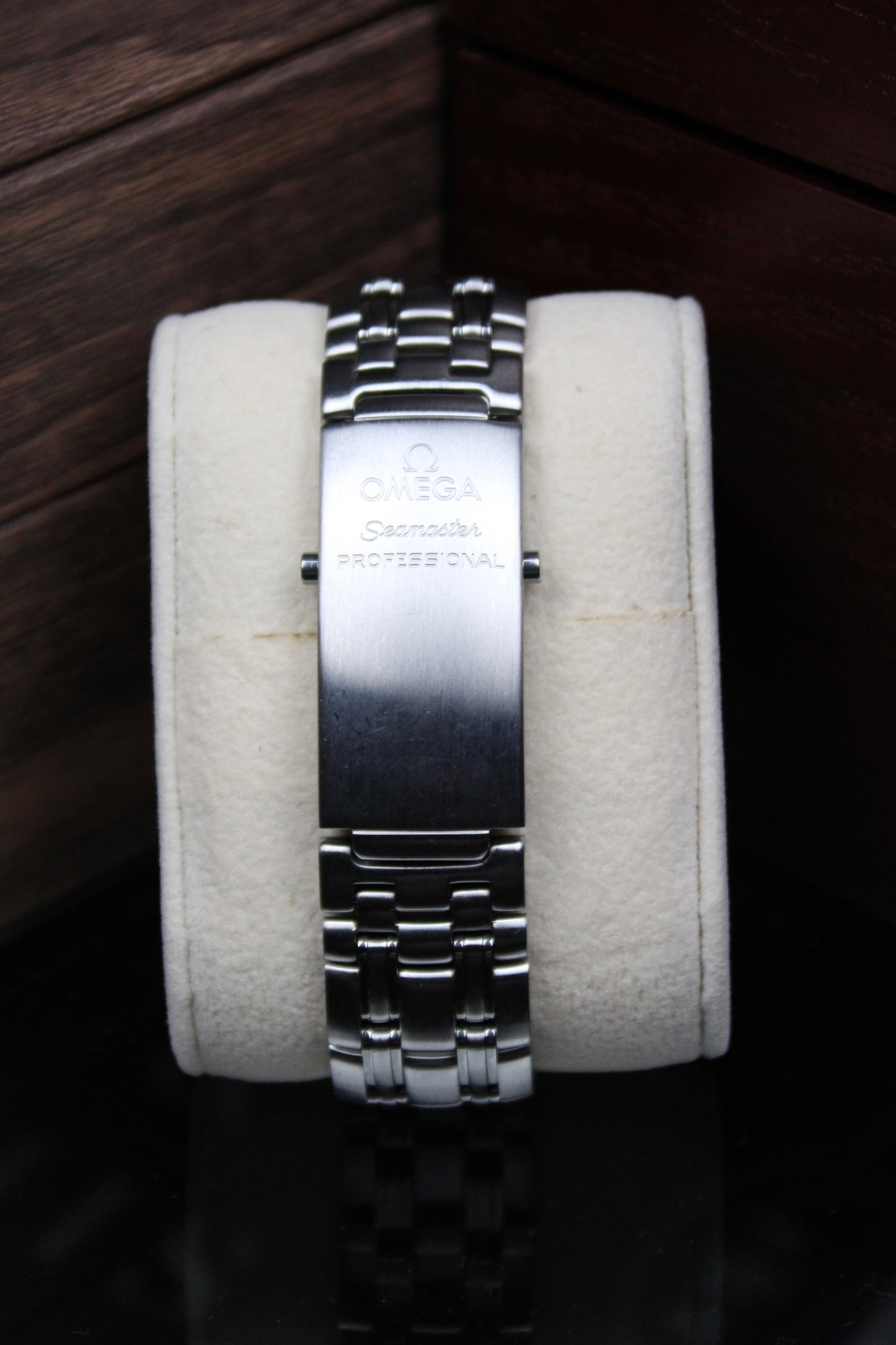 Omega Seamaster MOP Blue Shell 2050.71