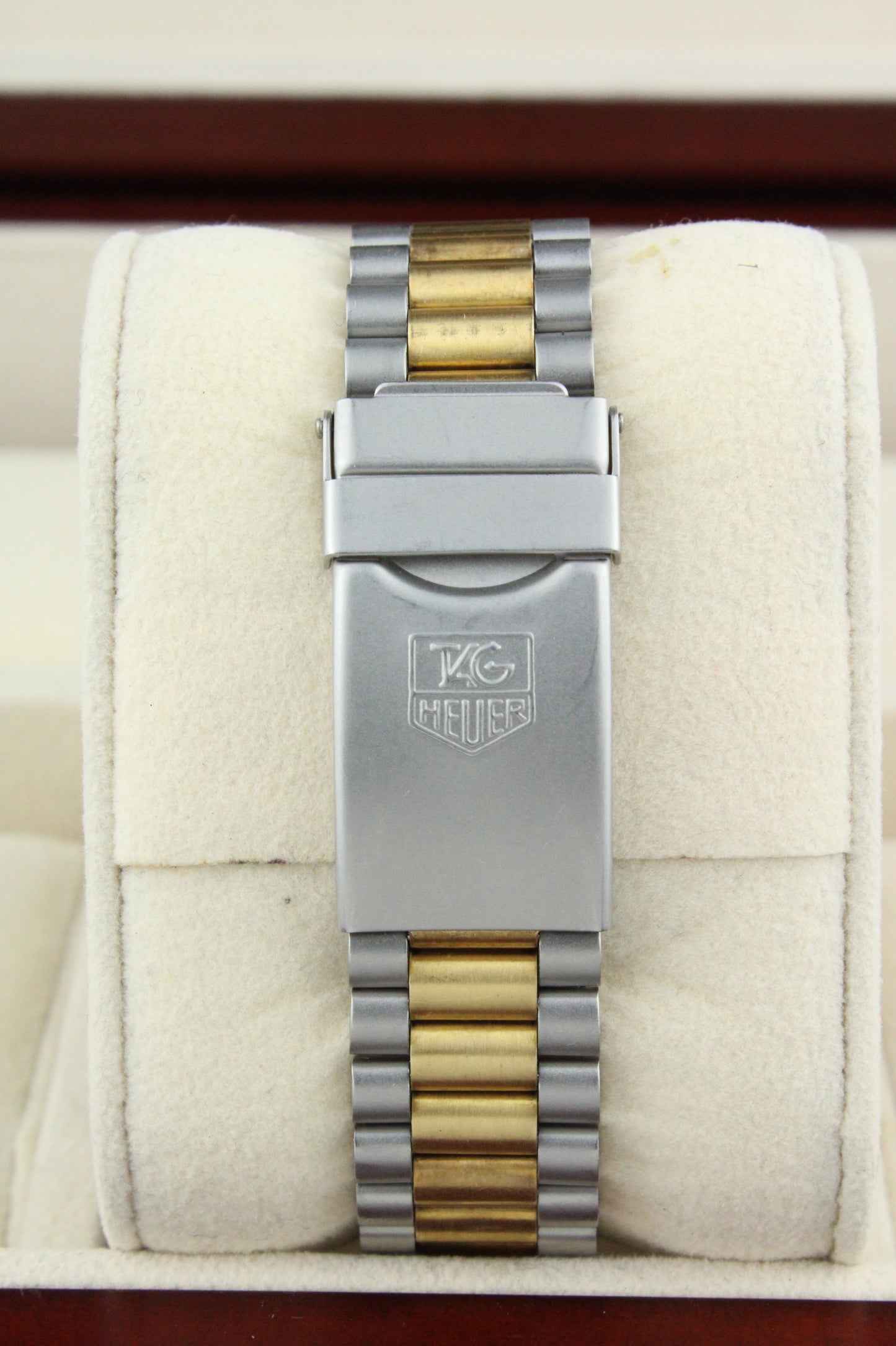 TAG Heuer 3000 Series 932.213 Midsized