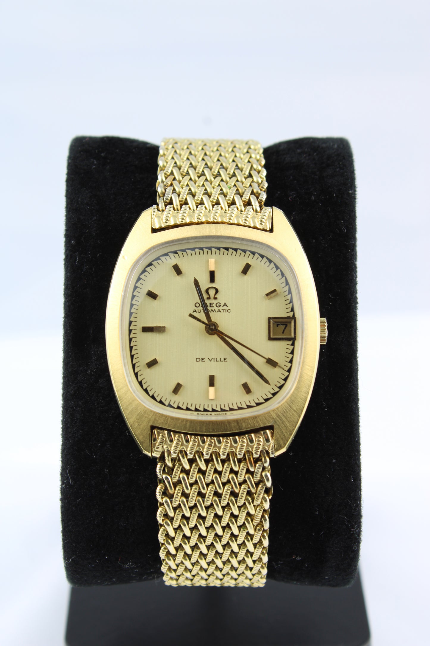 Omega De Ville Automatic 162.045 Rare Dial