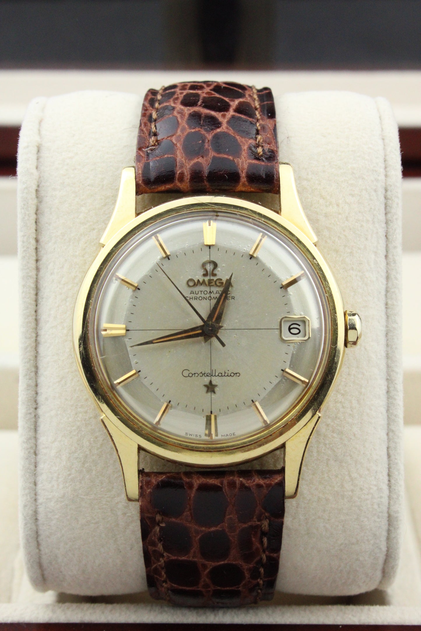 Omega ‘Pie Pan’ Constellation 14393/4 SC 61 18K Solid Gold