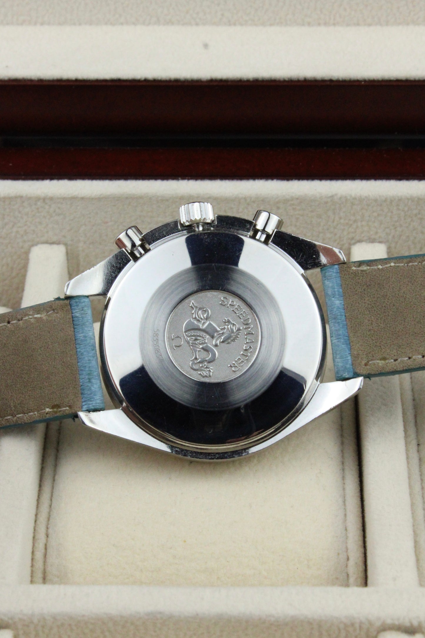 Omega Speedmaster 3802.71.53 Mother of Pearl Dial