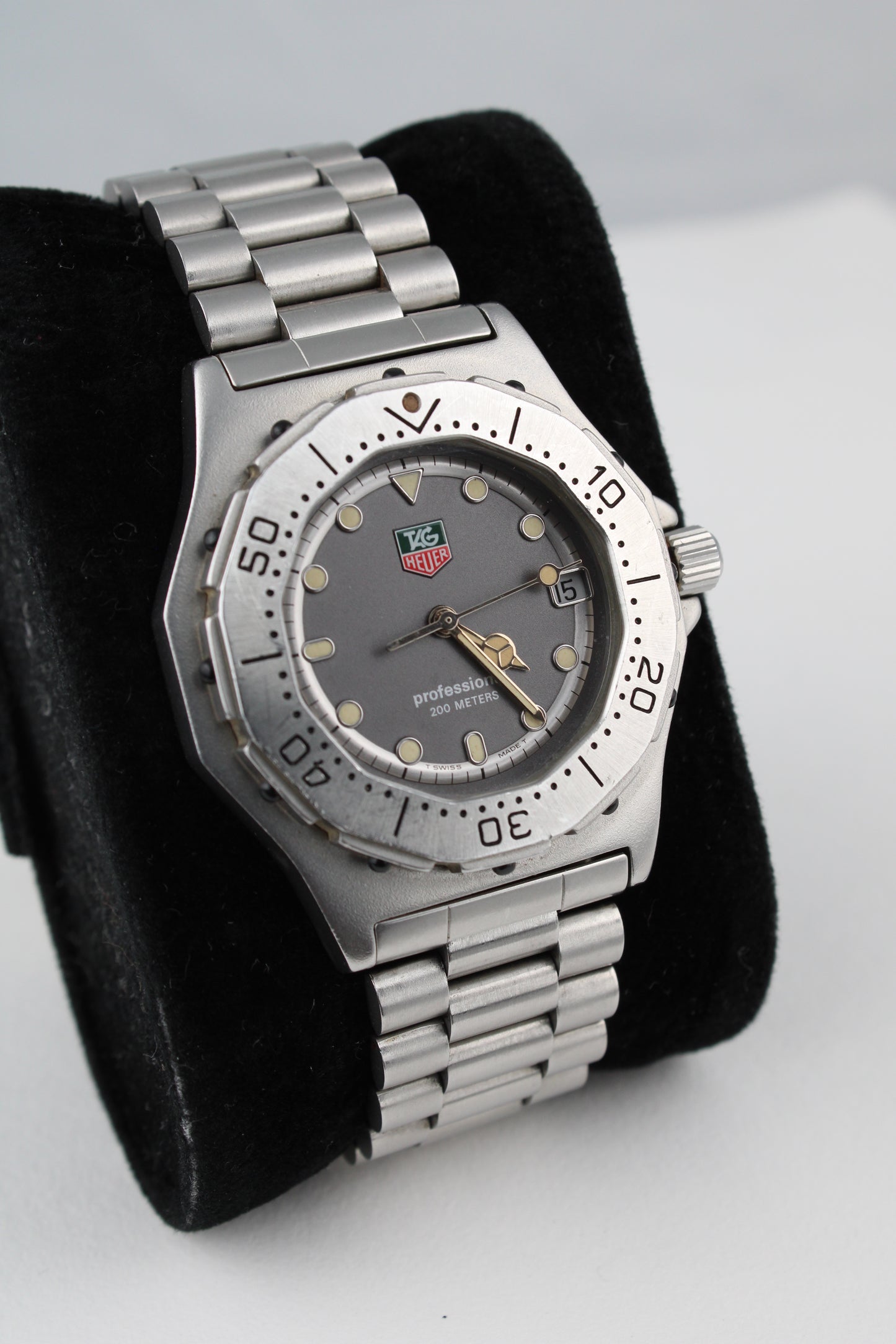 TAG Heuer 3000 Series - 932.213