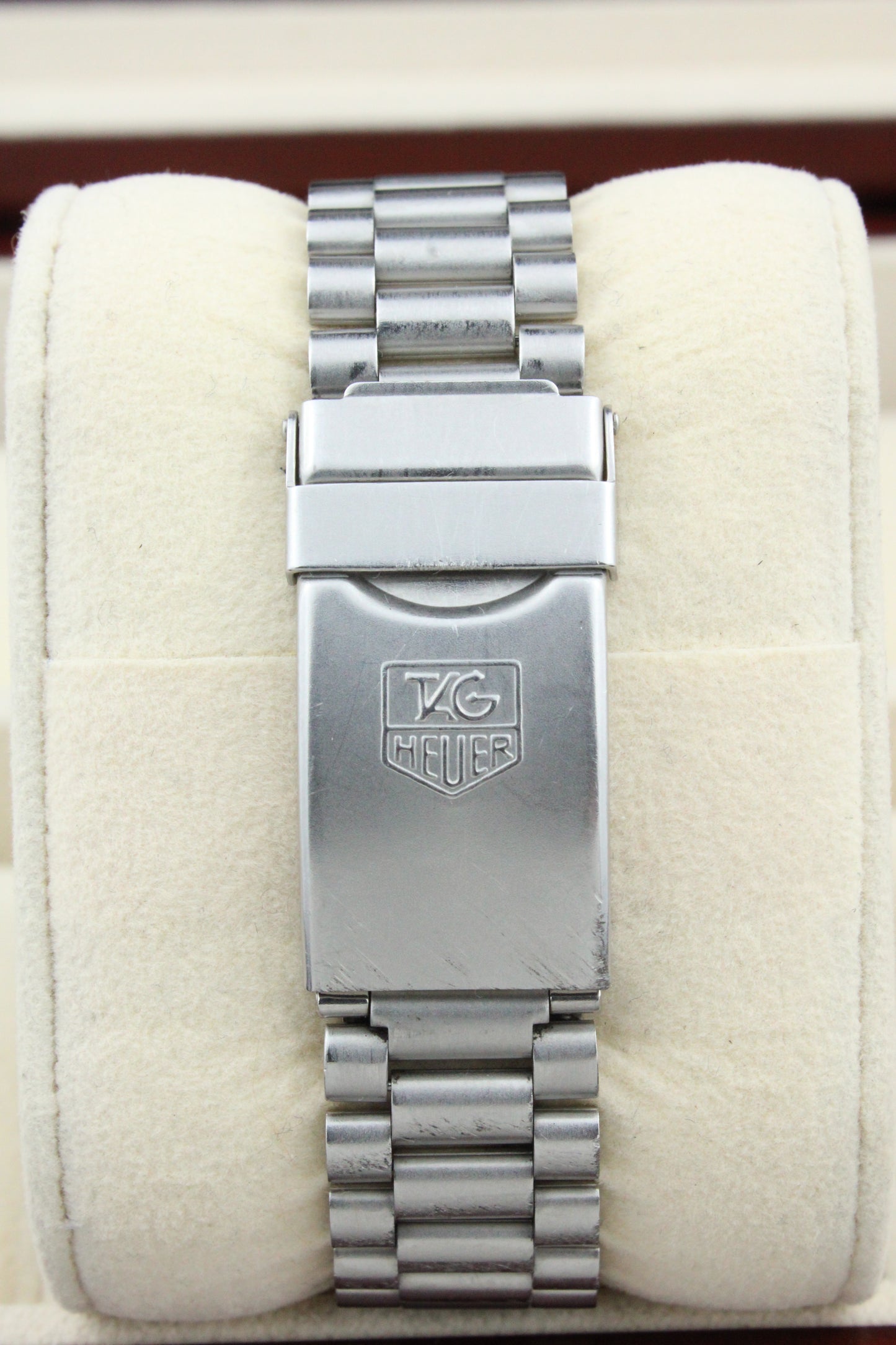 TAG Heuer ‘Moondust’ 2000 Series 972.613