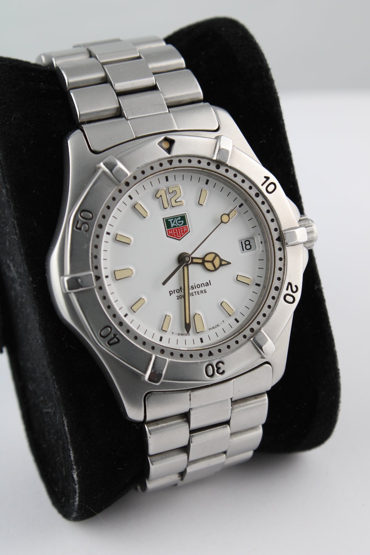 TAG Heuer 2000 Series WK1111