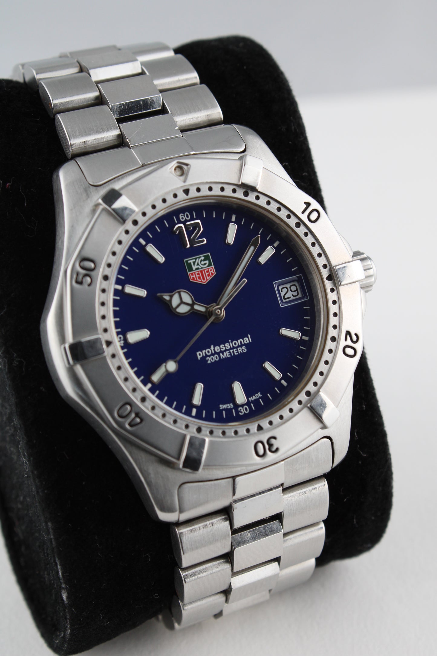 TAG Heuer 2000 Series WK1113-1