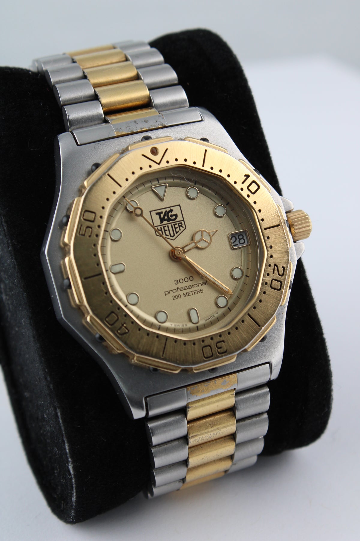 TAG Heuer 3000 Series 935.406