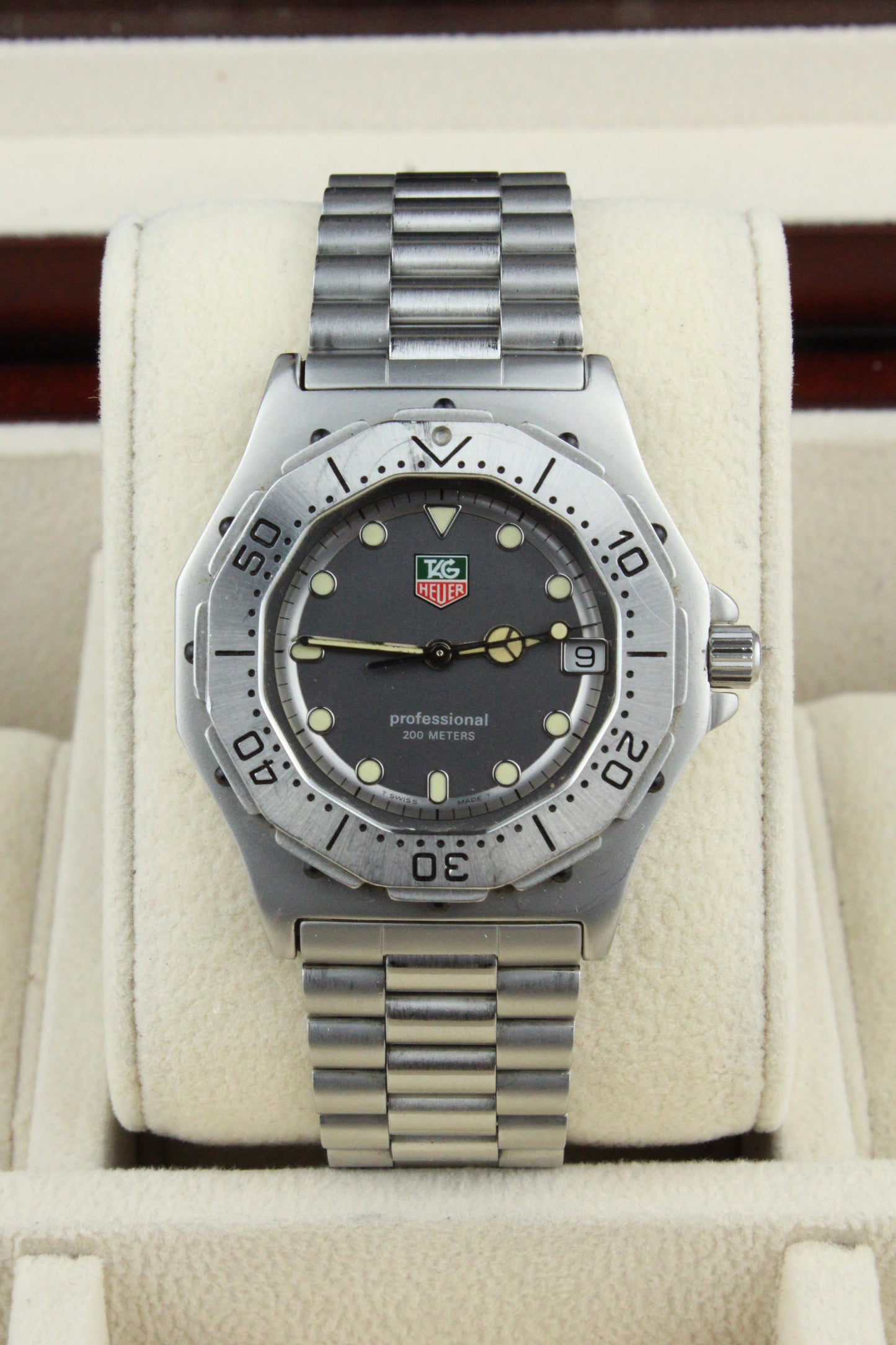 TAG Heuer 3000 Series 932.206