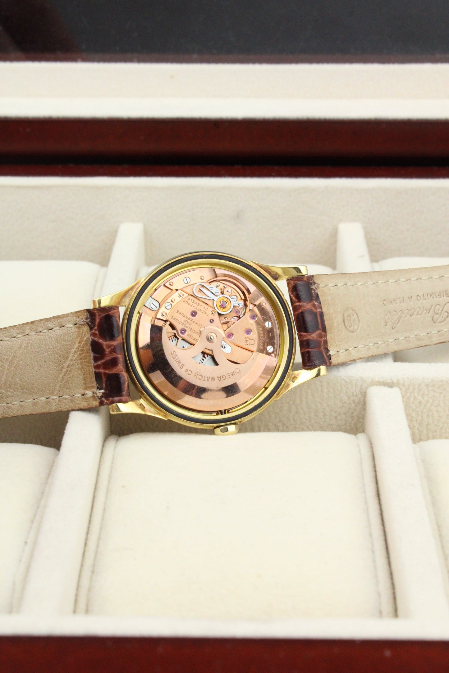Omega ‘Pie Pan’ Constellation 14393/4 SC 61 18K Solid Gold
