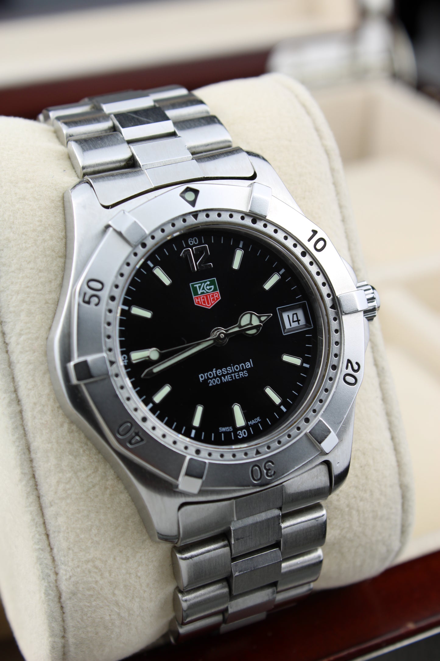 TAG Heuer 2000 Series WK1110-1