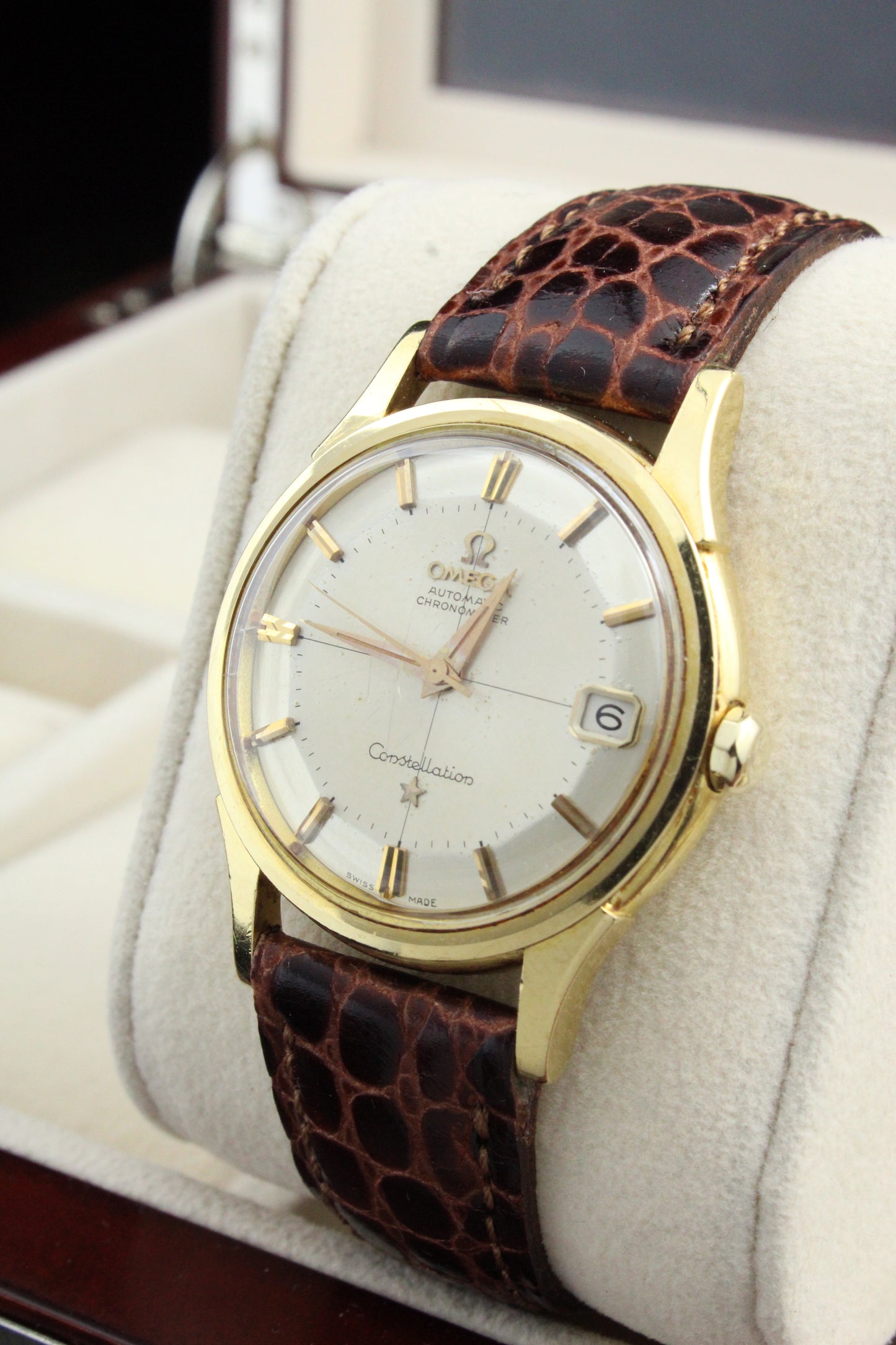 Omega ‘Pie Pan’ Constellation 14393/4 SC 61 18K Solid Gold