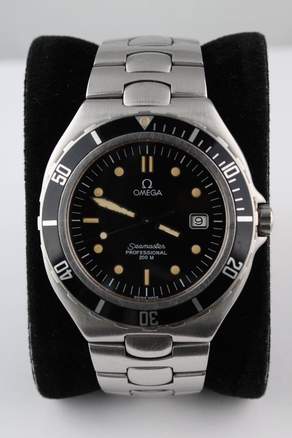 Omega ‘Jumbo Pre Bond’ Seamaster 200m 396.1051