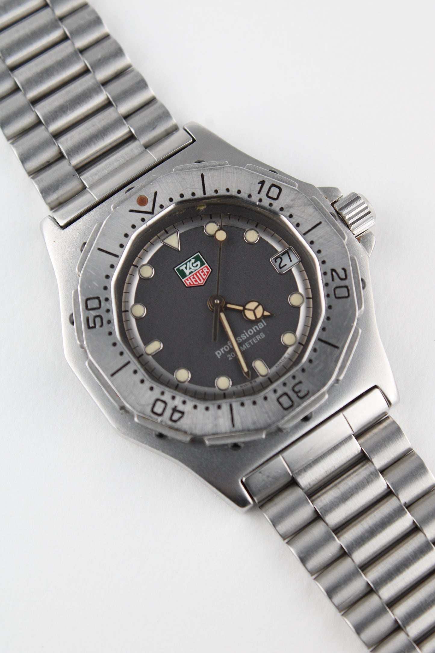 TAG Heuer 3000 Series 932.213 - Midsize