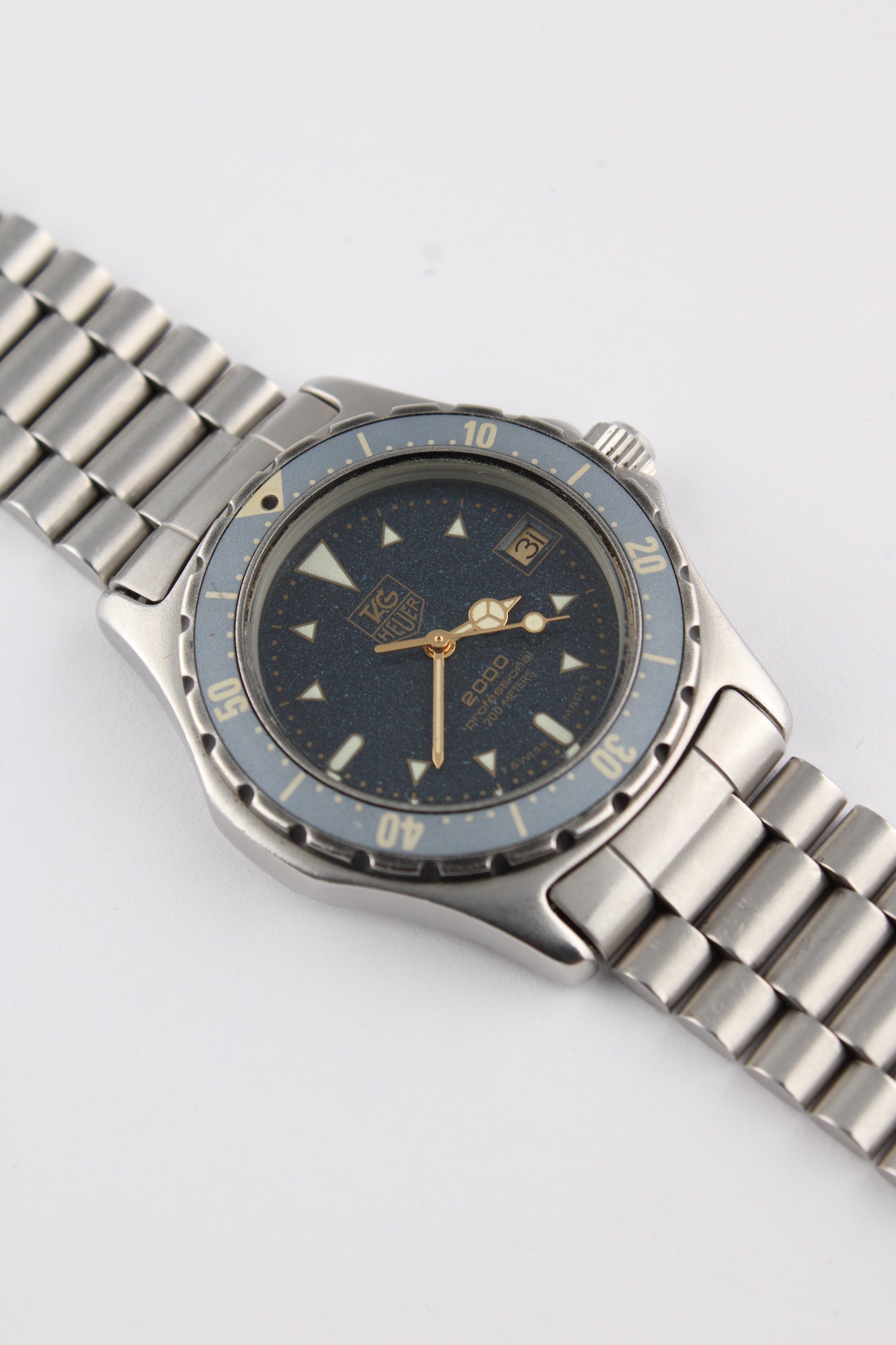 TAG Heuer 'Moondust' 2000 Series - 972.613