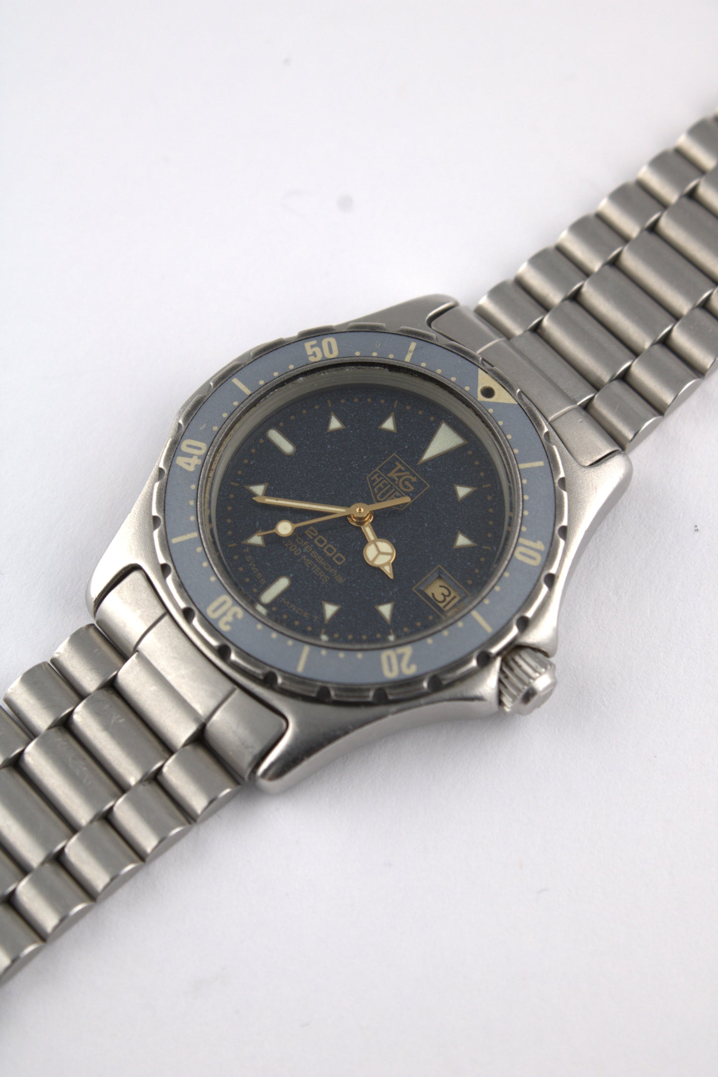 TAG Heuer 'Moondust' 2000 Series - 972.613