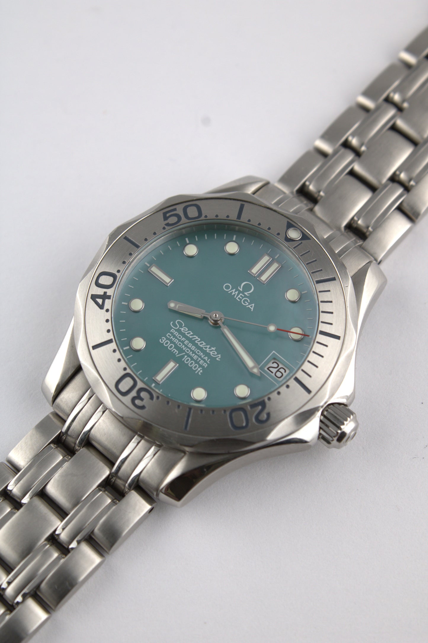 Omega Seamaster 300m Mother Of Pearl - 2050.71 - Limited