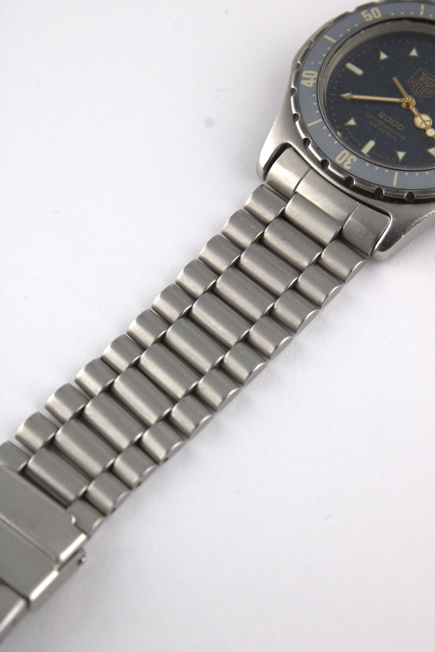 TAG Heuer 'Moondust' 2000 Series - 972.613