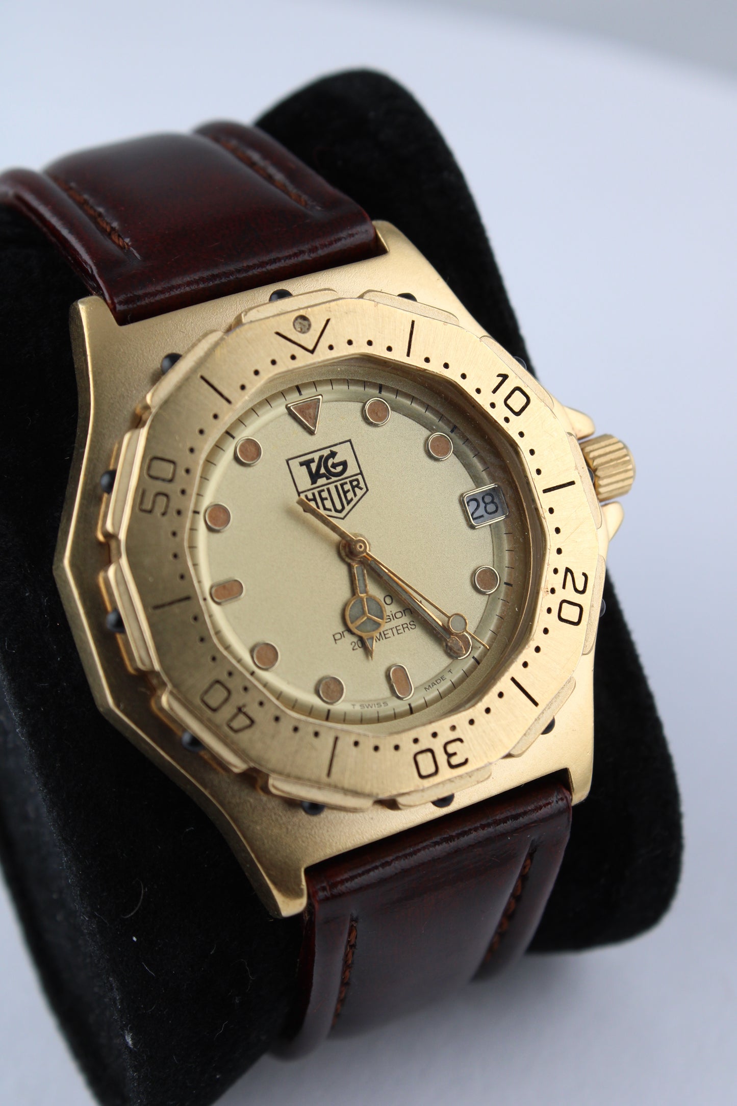 TAG Heuer 3000 Series - 934.406