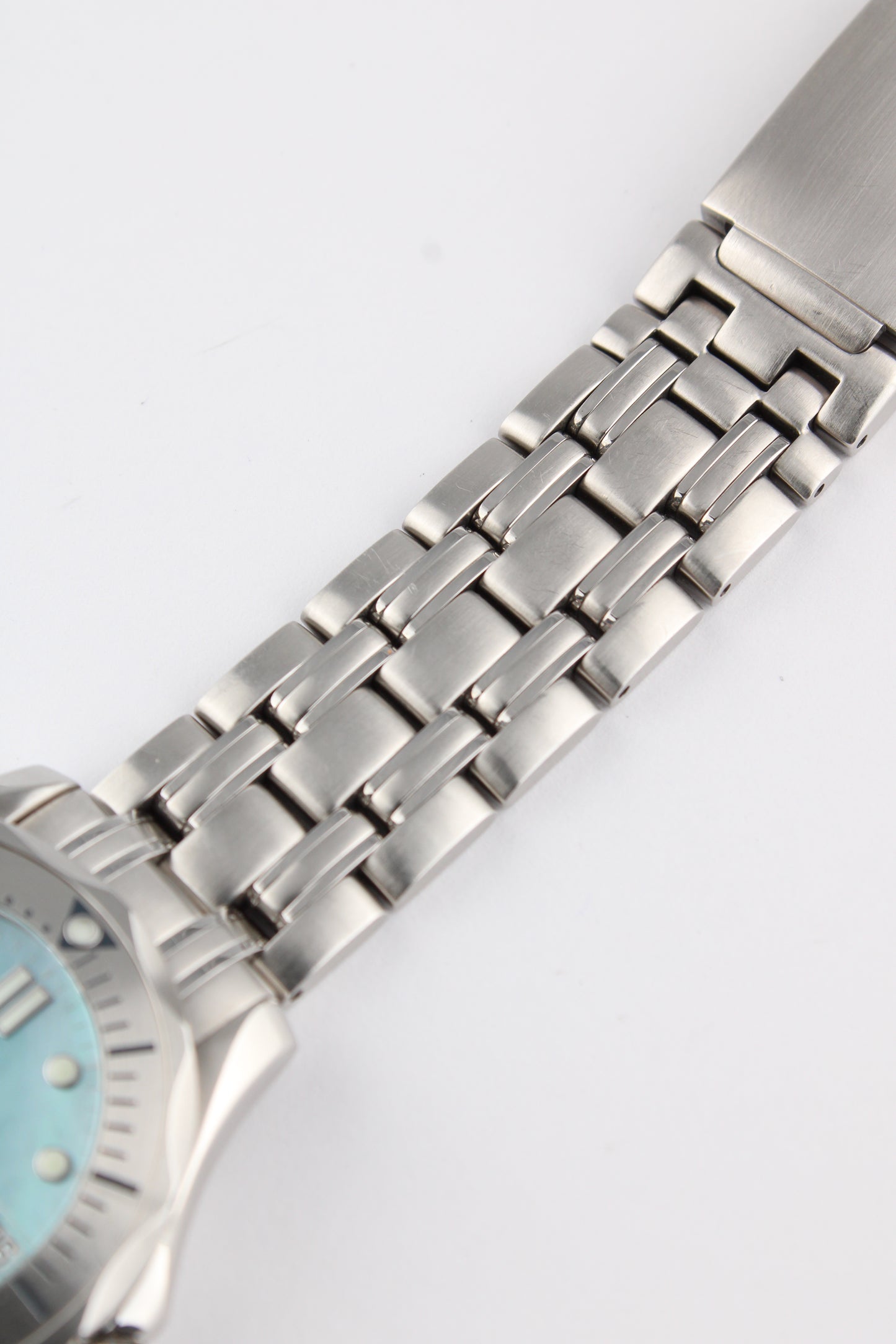 Omega Seamaster 300m Mother Of Pearl - 2050.71 - Limited