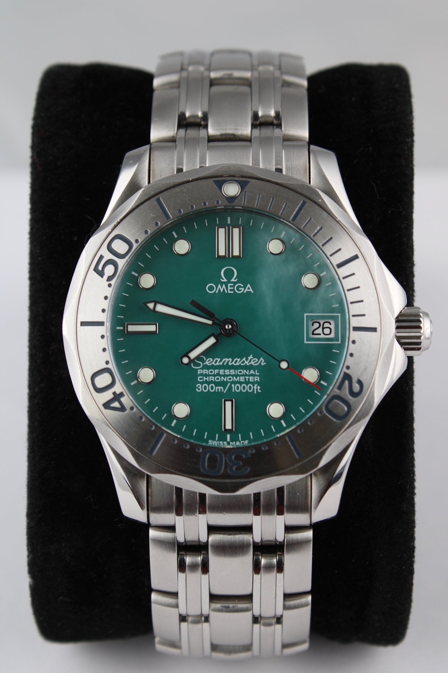 Omega Seamaster 300m Mother Of Pearl - 2050.71 - Limited
