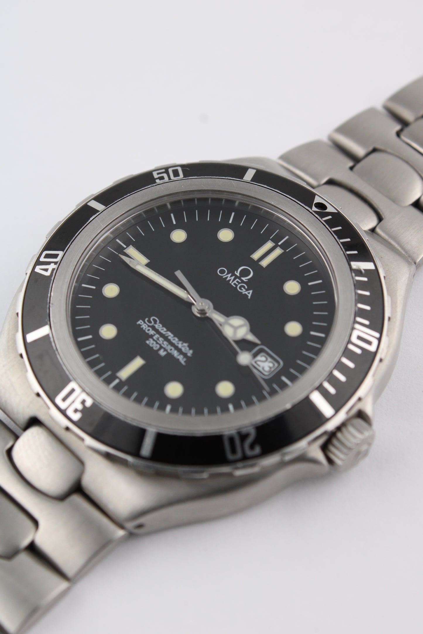 Omega 'Pre Bond' 'Jumbo' Seamaster 200m - 396.1041