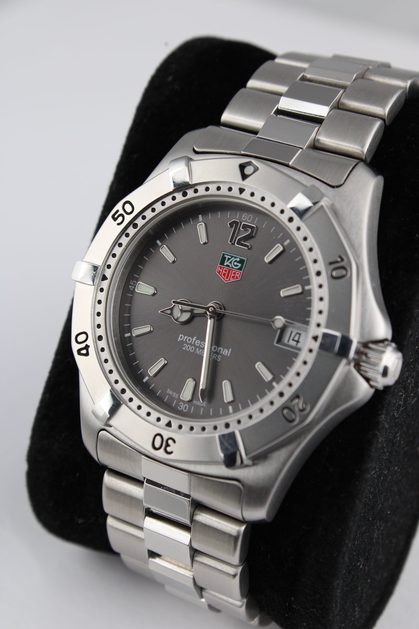 TAG Heuer 2000 Series - WK1115-1