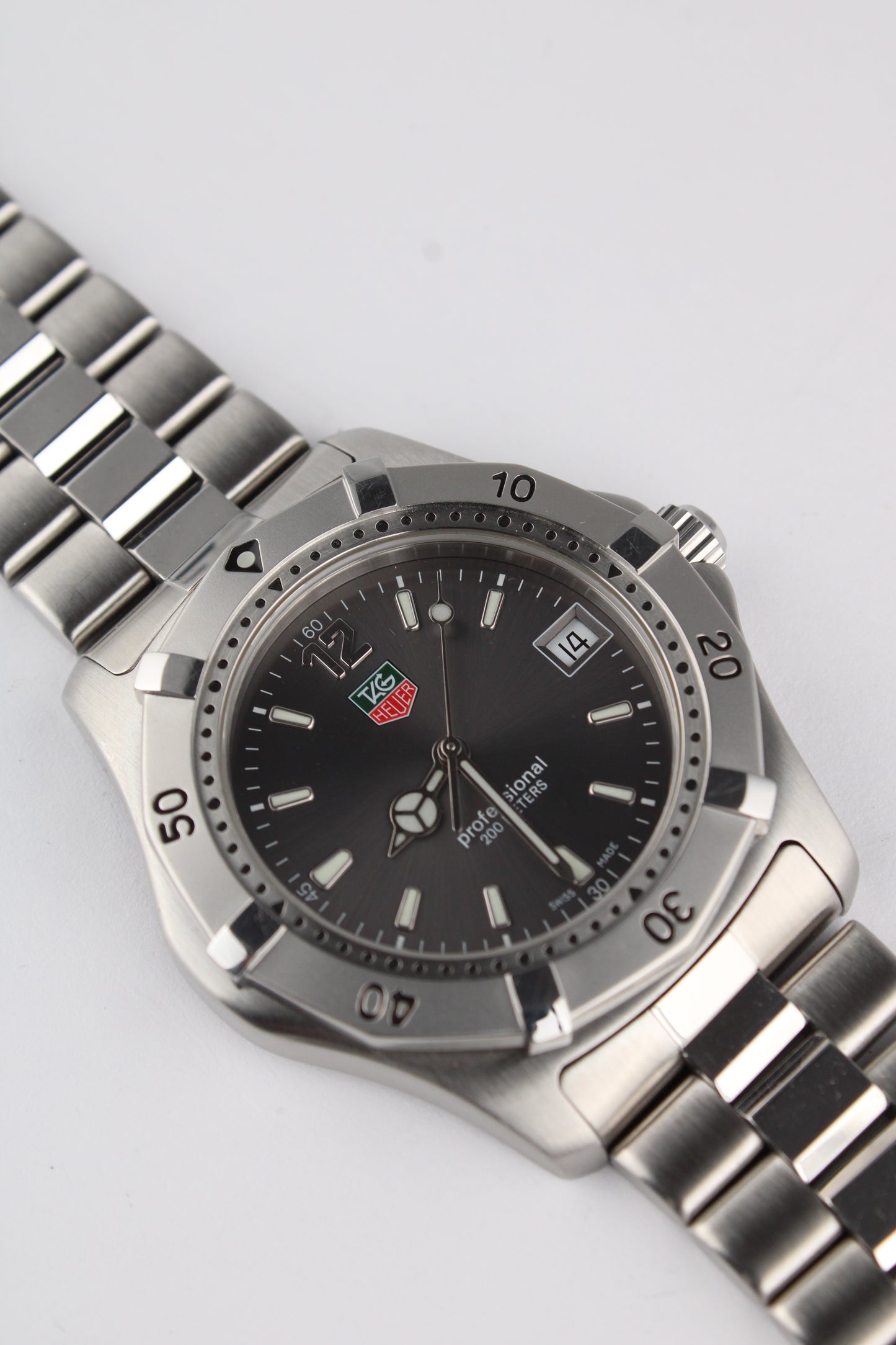 TAG Heuer 2000 Series - WK1115-1