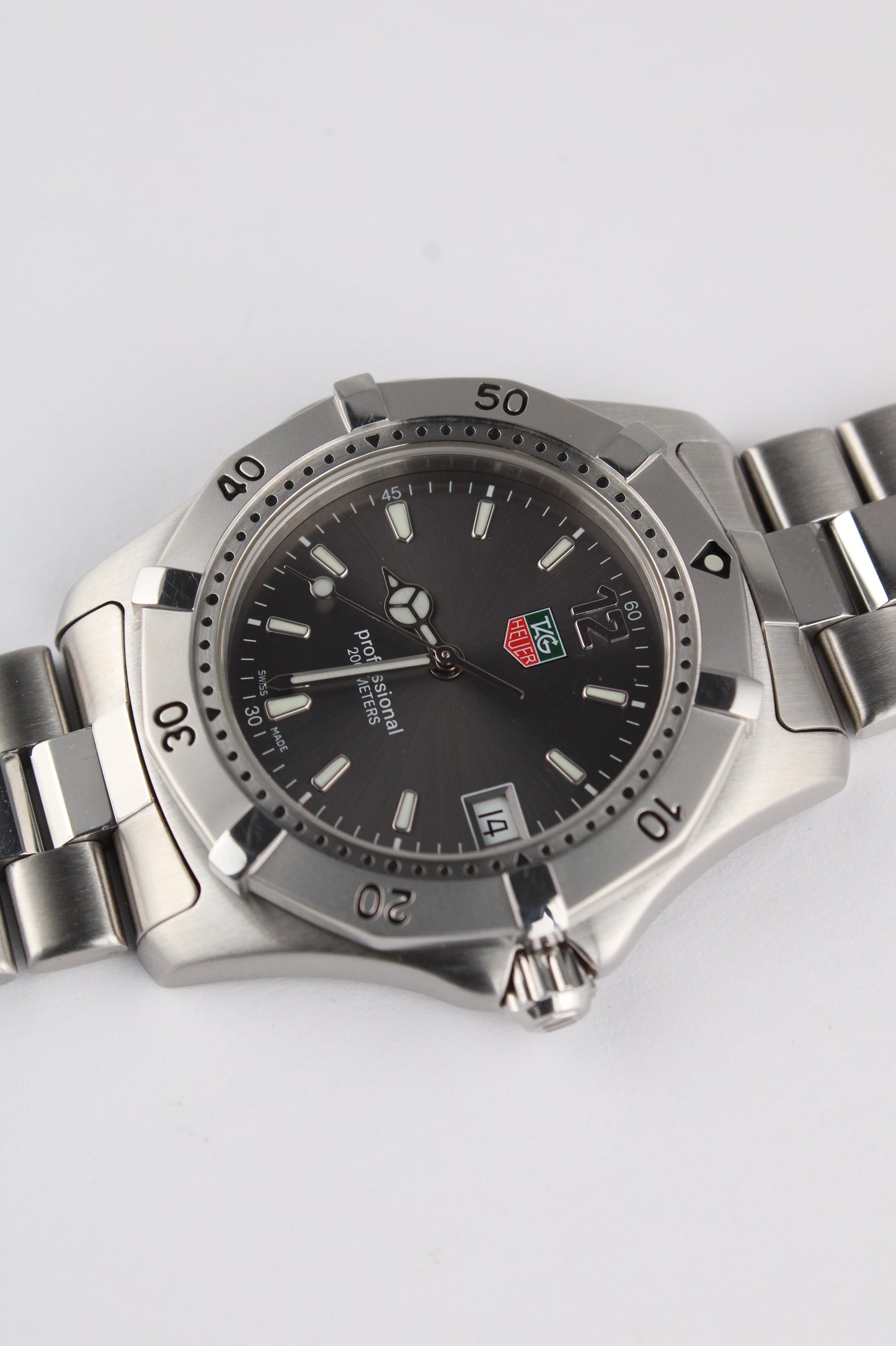 TAG Heuer 2000 Series - WK1115-1