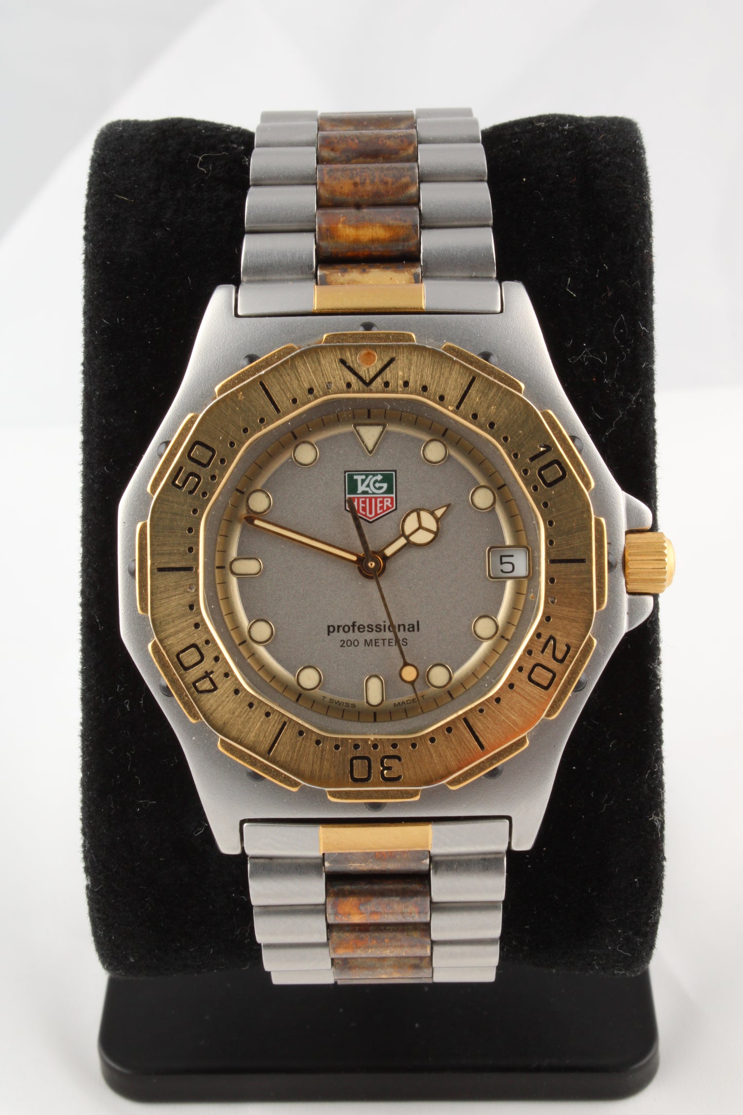 TAG Heuer 3000 Series Professional 934.206