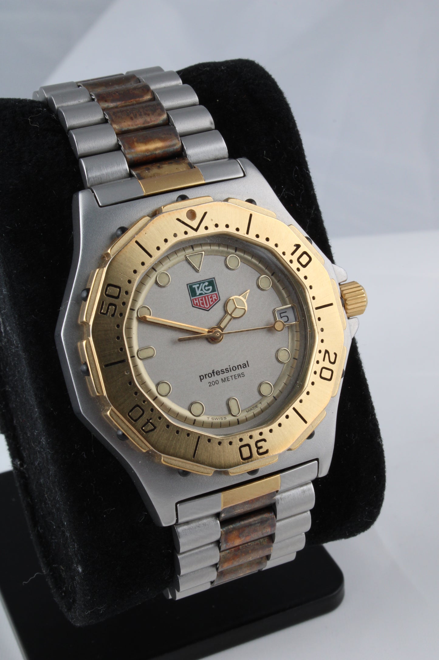 TAG Heuer 3000 Series Professional 934.206