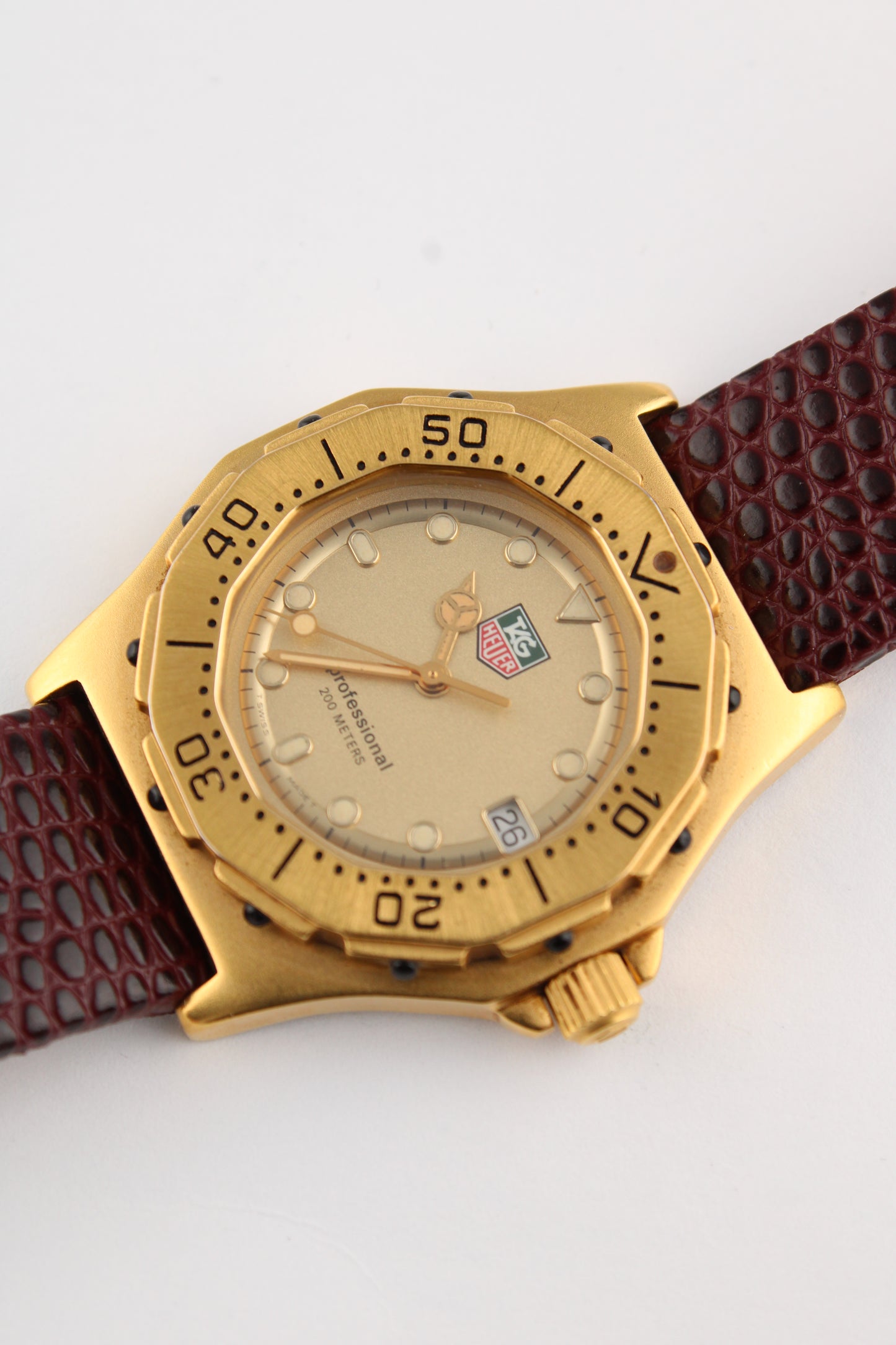 TAG Heuer 3000 Series - 934.413 - Rare Coloured Shield